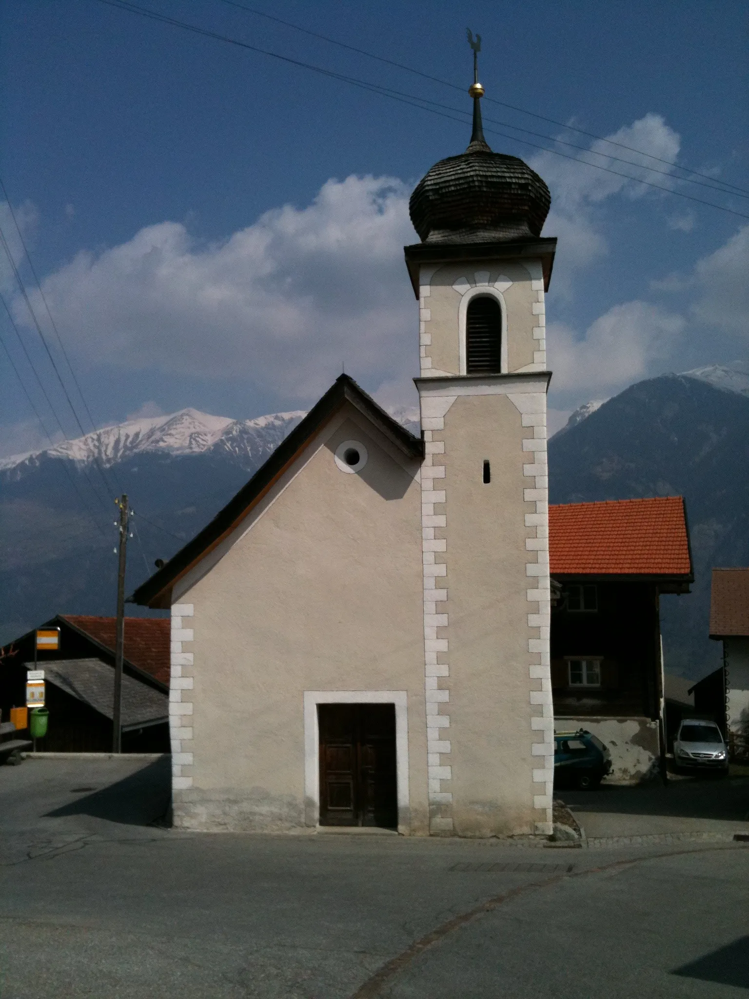 Photo showing: reformierte Kirche Tartar, Kanton Graubünden
