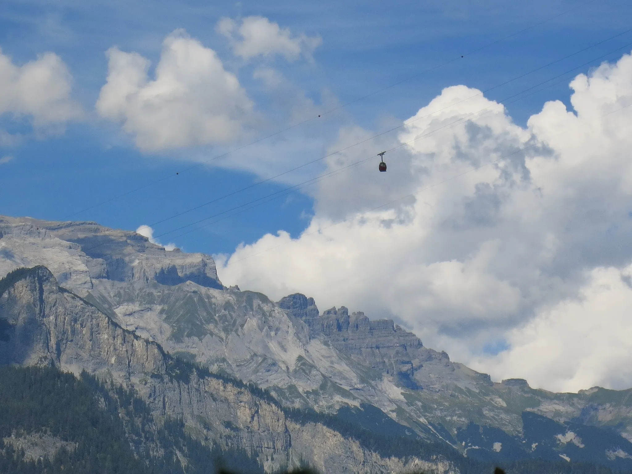 Photo showing: Luftseilbahn Rhäzüns-Feldis GR, Schweiz