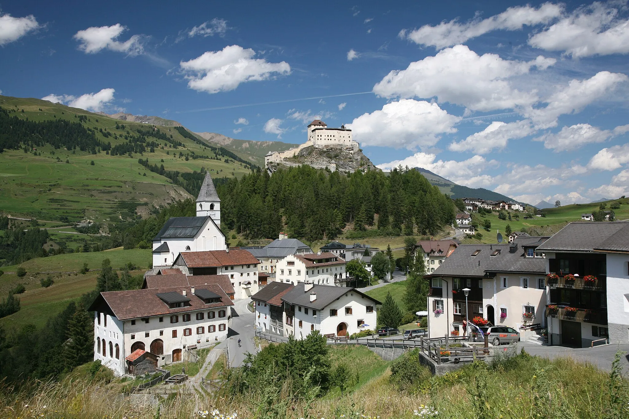 Photo showing: Tarasp Fontana im Unterengadin