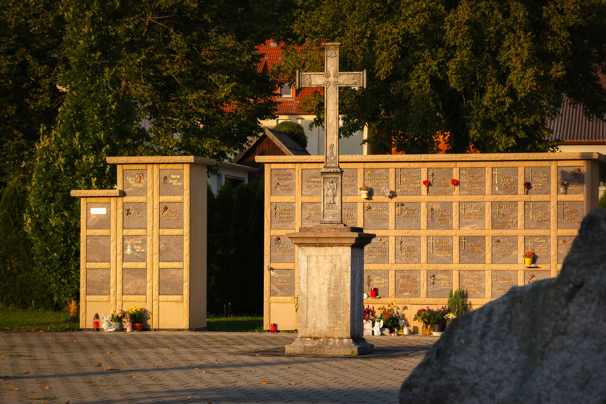 Photo showing: Urnenwand auf dem Friedhof in Immendingen, BW