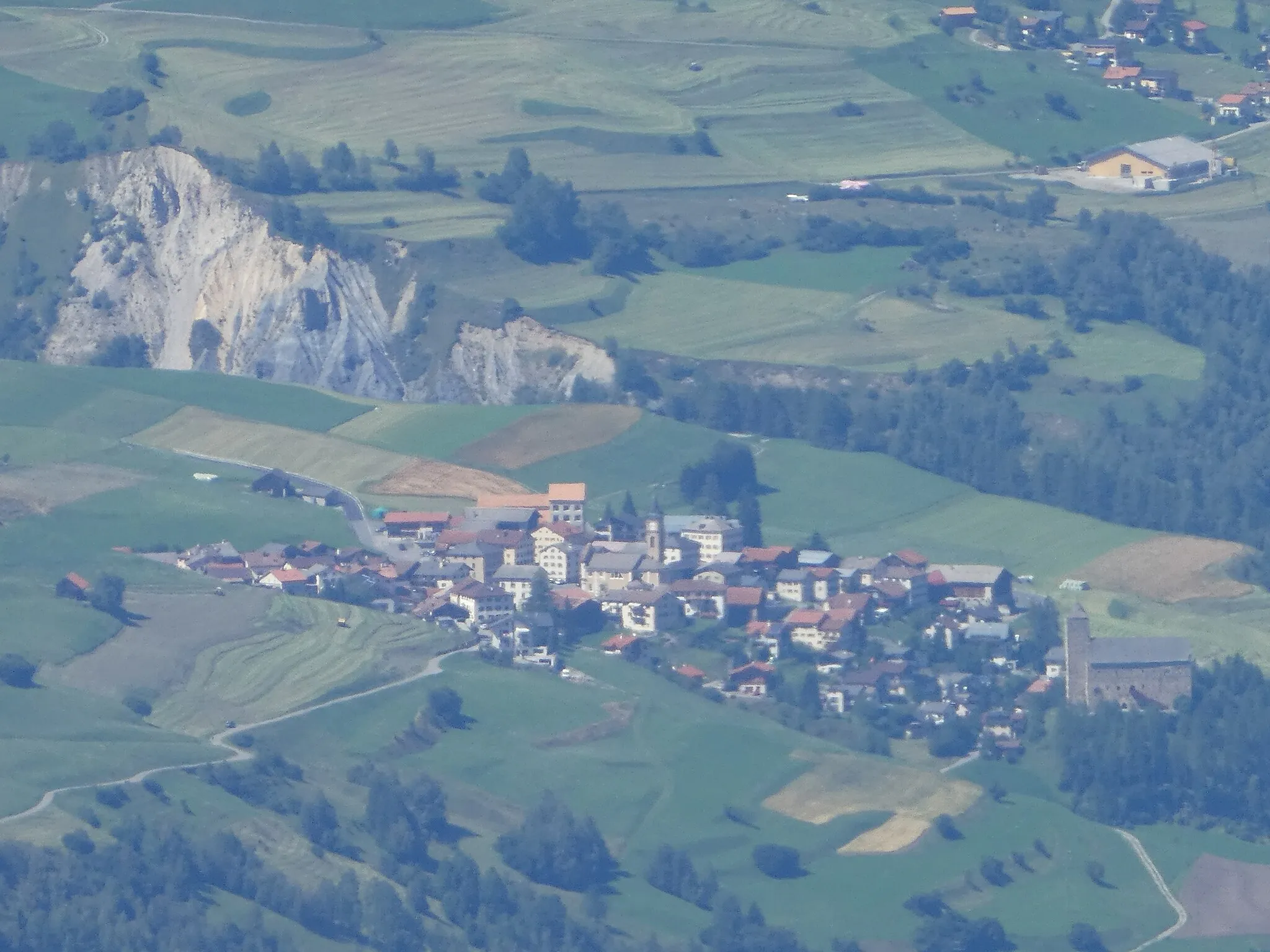 Photo showing: Riom, picture taken from Piz Neir (Surses, Grison, Switzerland)