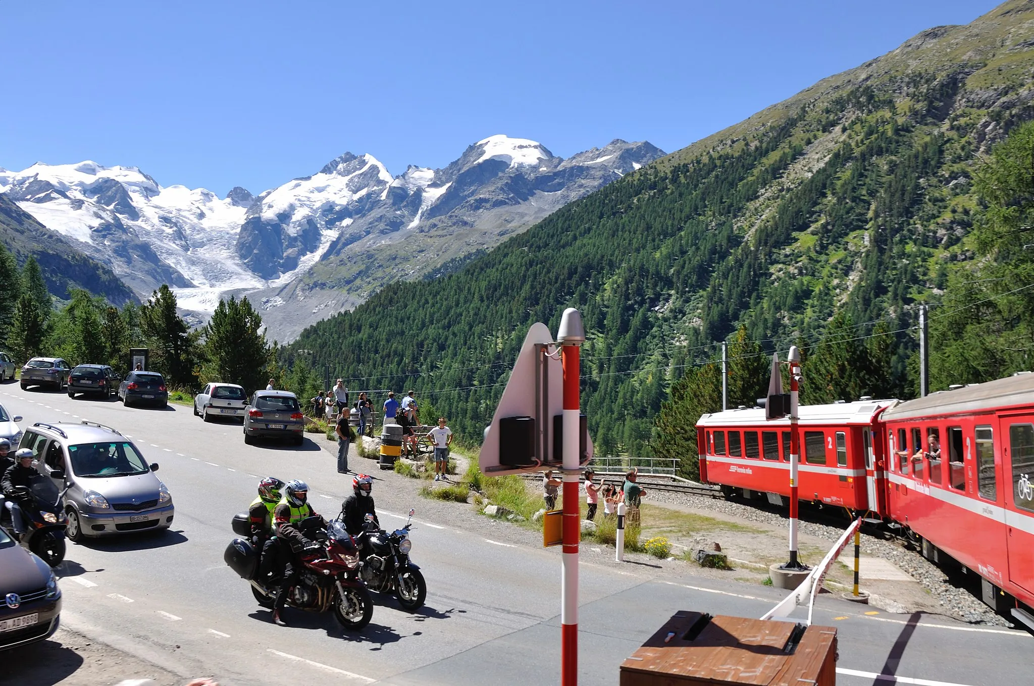 Photo showing: Switzerland, Graubünden, impressions on the Bernina line of the Rhaetian Railways between Samedan and Bernina Ospizio