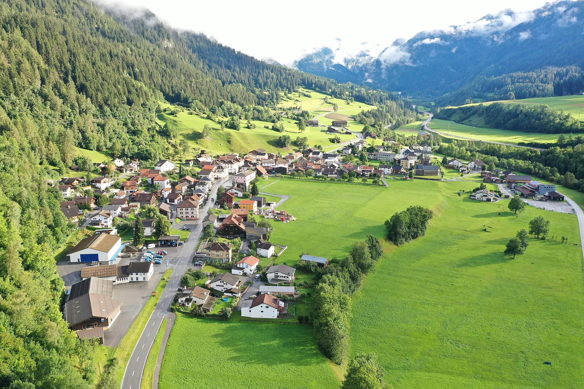 Photo showing: Zillis, Dorf, im 2020