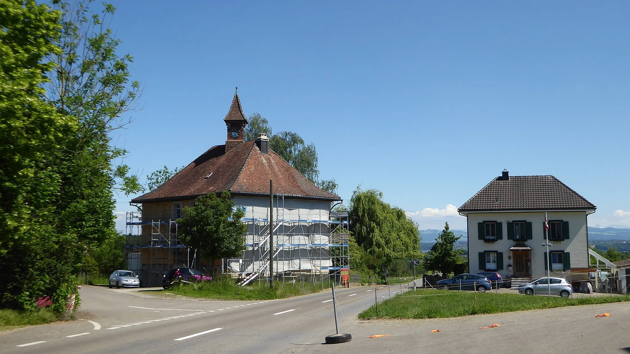 Photo showing: Happerswil