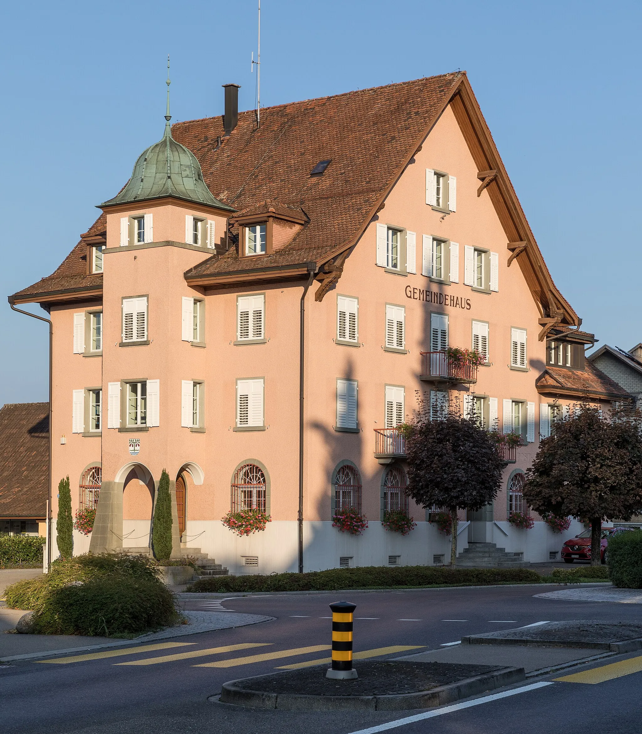 Photo showing: Town hall in Egnach, canton of Thurgau.