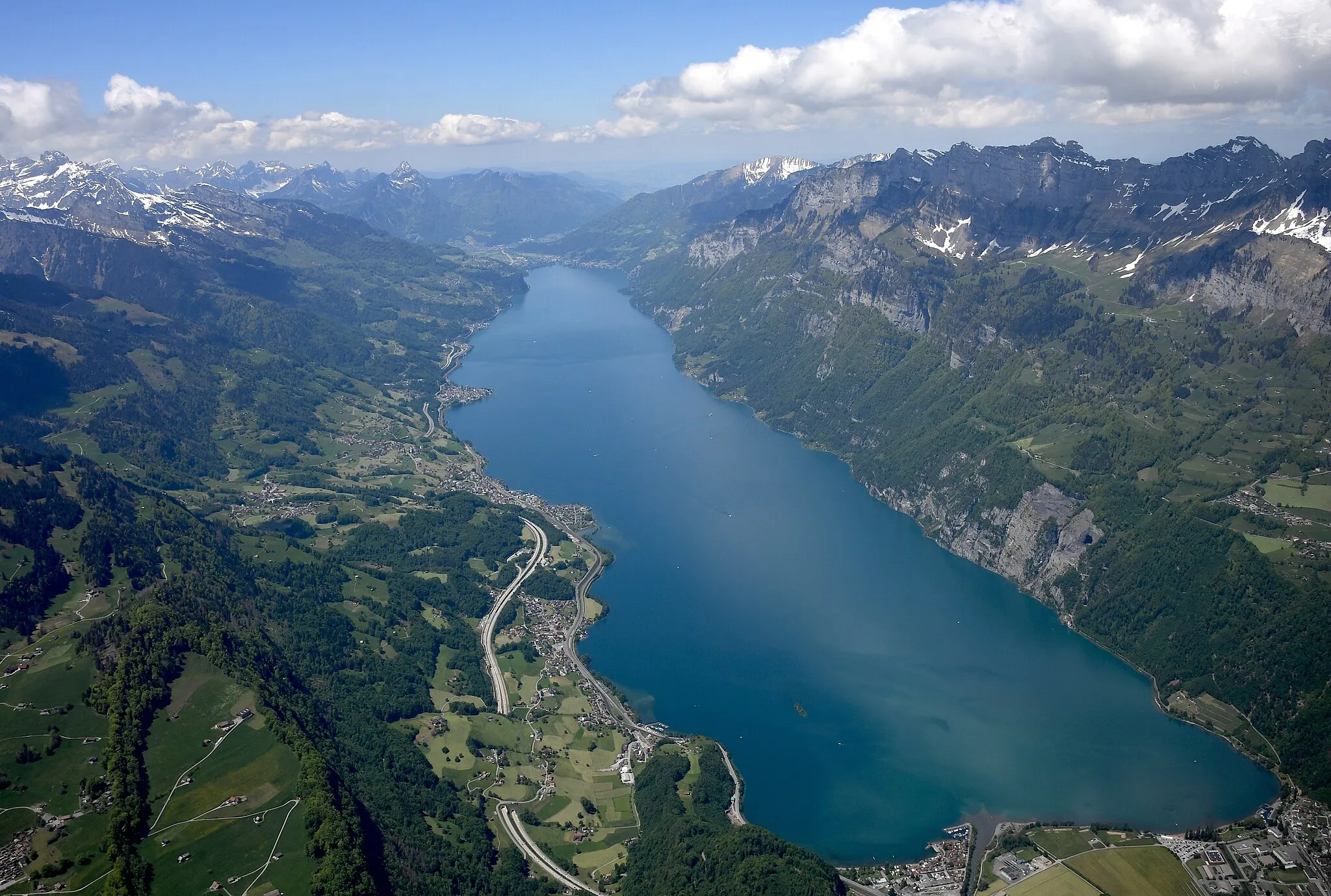 Photo showing: Aerial image of the Walensee