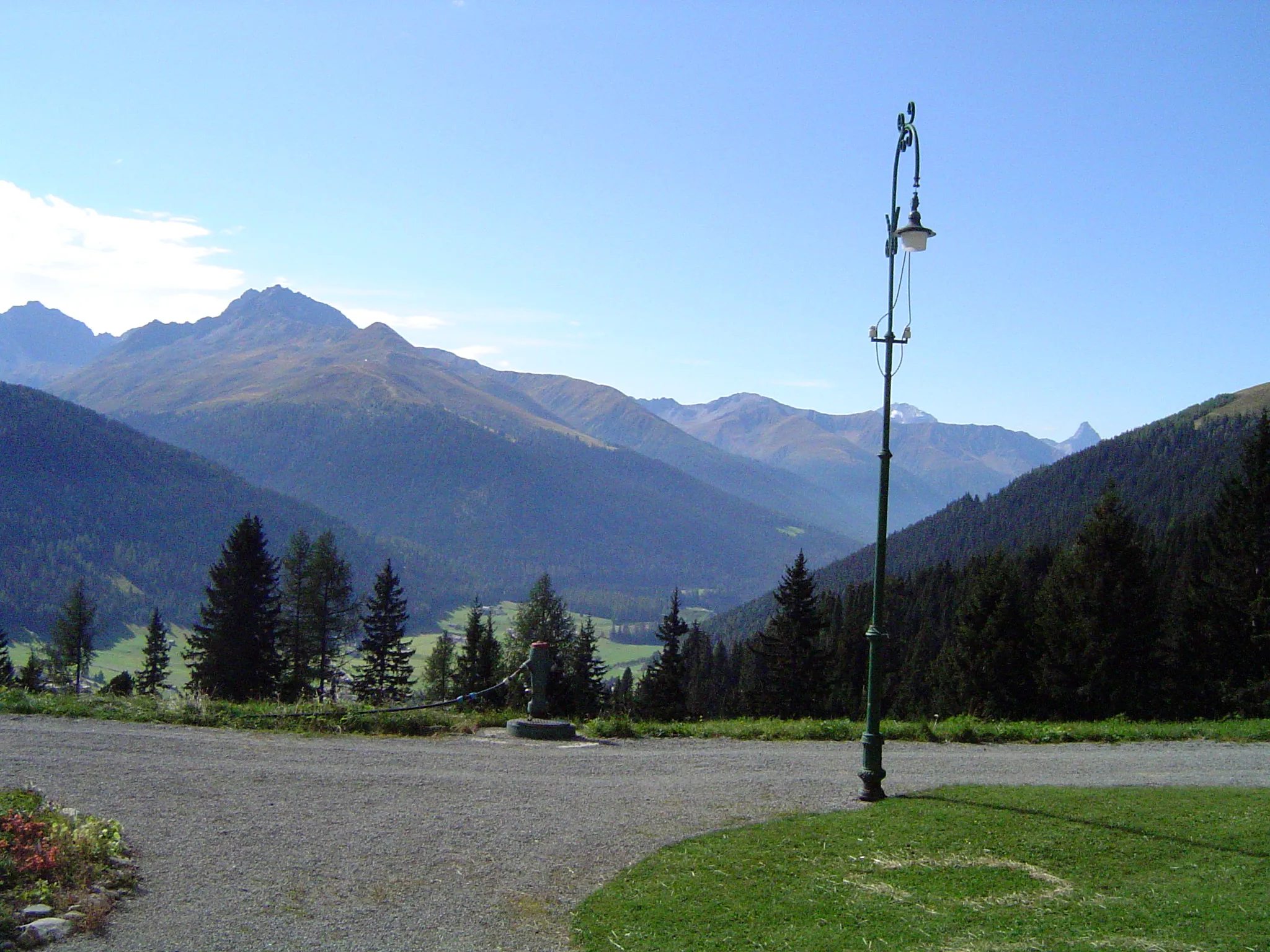 Photo showing: Davos, Berghotel Schatzalp, uitzicht vanaf het terras