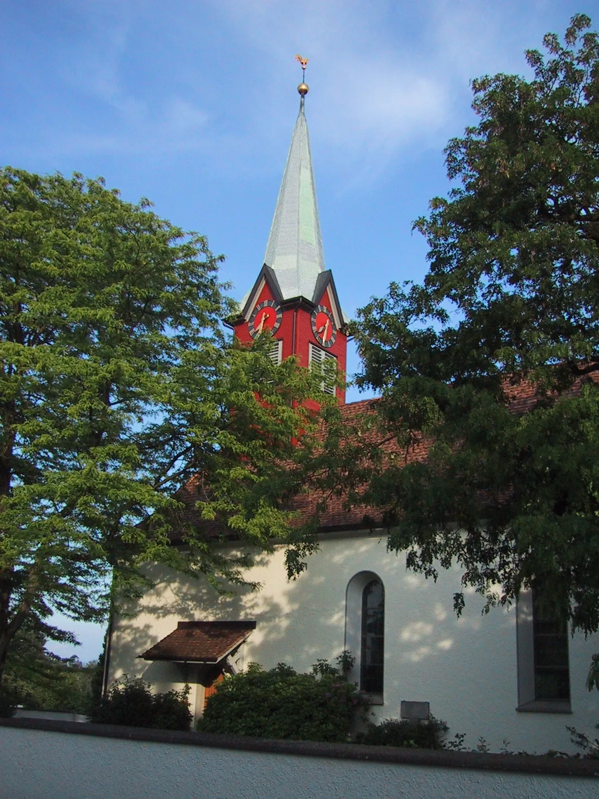 Photo showing: Aufnahme 15. Juni 2005, Kirche in Neukirch an der Thur TG. Fotograf Peter Berger (selbst fotografiert). Lizenzstatus "GNU-FDL"