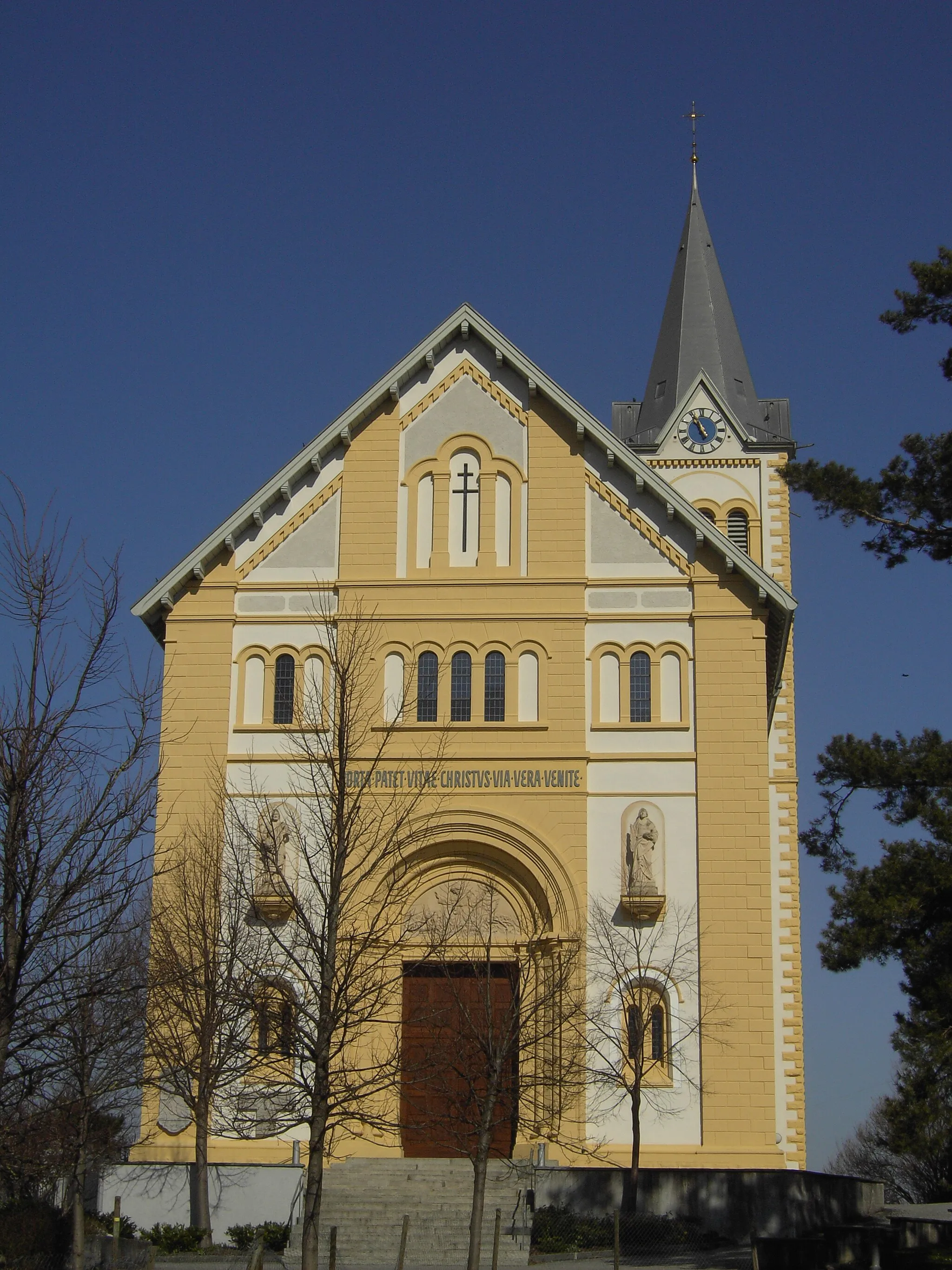 Photo showing: Church of Reichenburg SZ in Switzerland