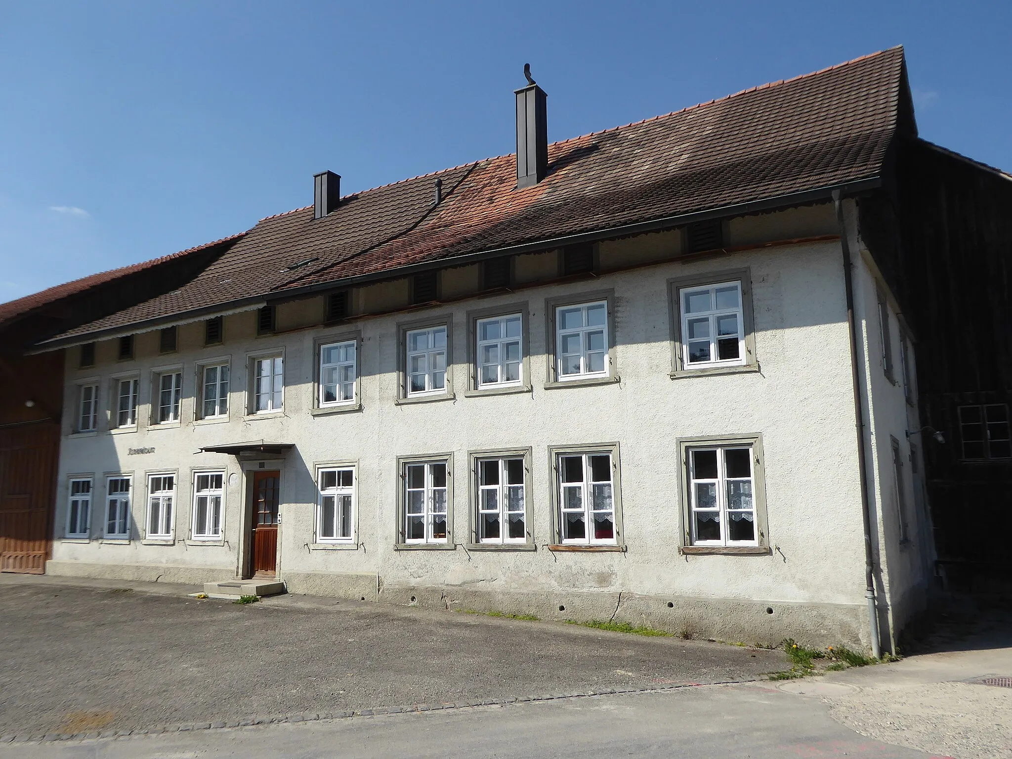 Photo showing: Bauernhaus / Ehemalige Wirtschaft Zum Tannenbaum in Weiern TG