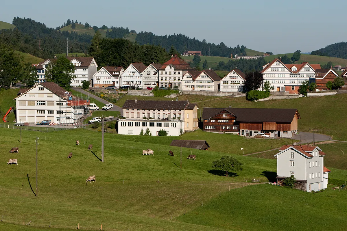Photo showing: Blick auf den westlichen Ortsteil von Schwellbrunn