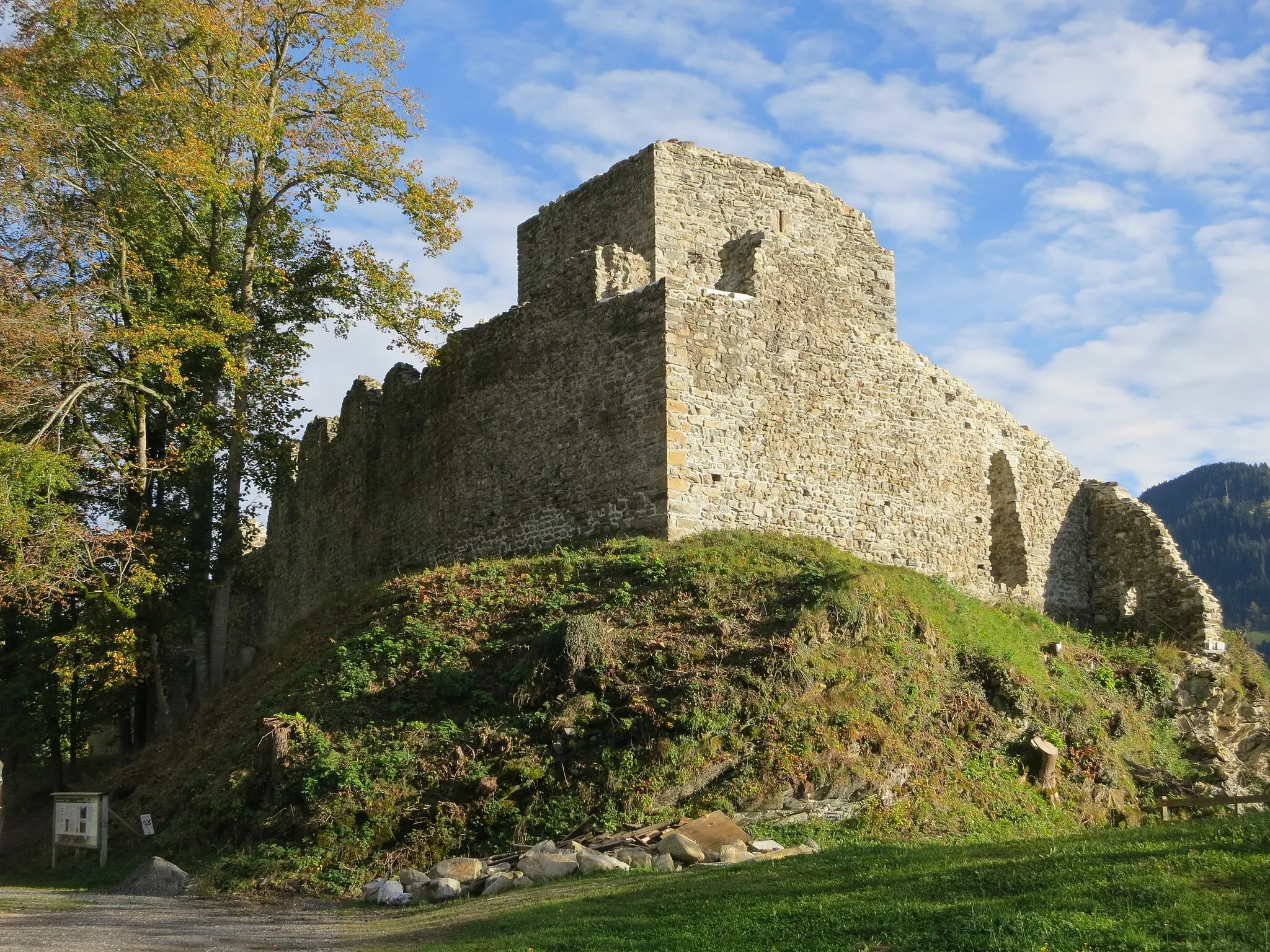 Photo showing: Burg Castels, Putz GR, Schweiz