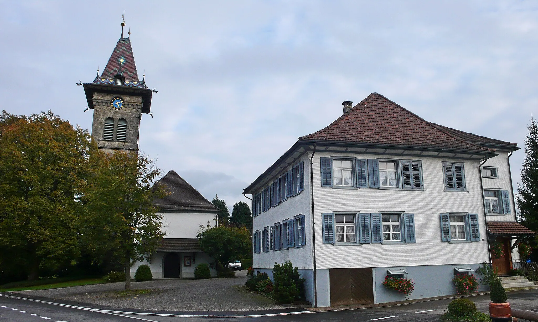 Photo showing: Church and rectory of Oberhogeh in the canton of Thurgau, Switzerland.