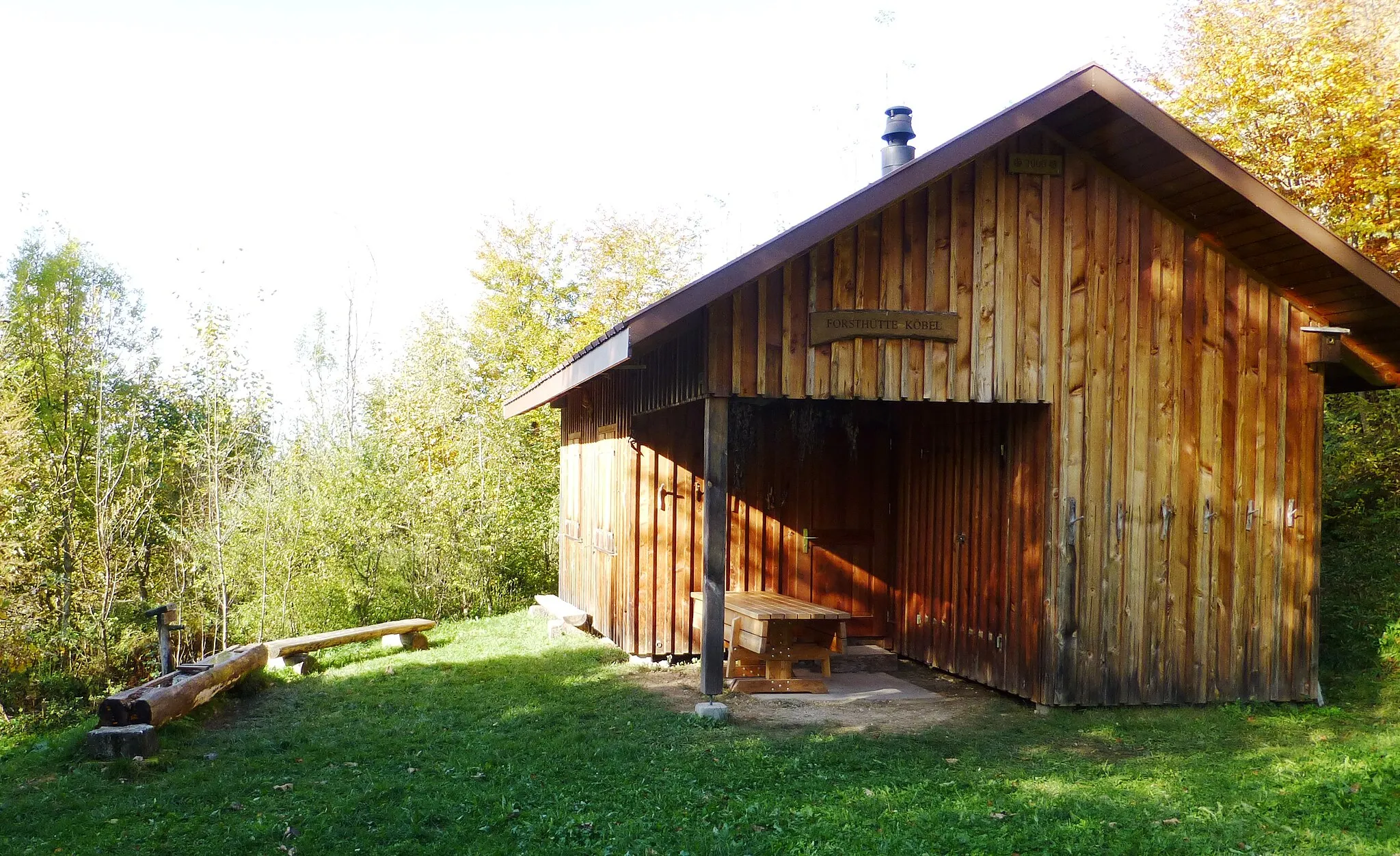 Photo showing: Forsthütte am Köbelberg