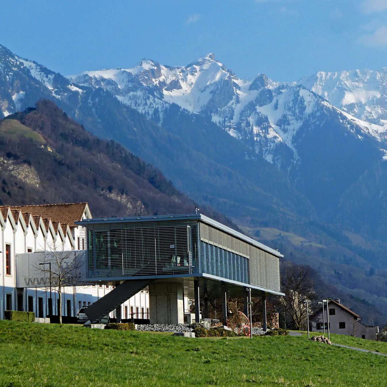 Photo showing: Vaduz University, Liechtenstein