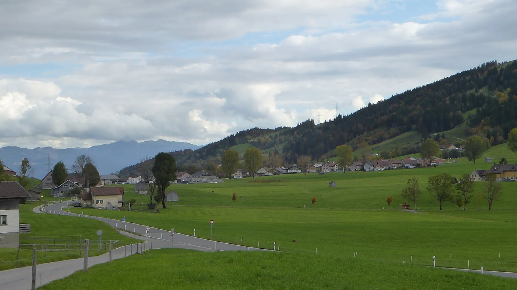 Photo showing: Blick von Westen auf Eggerstanden