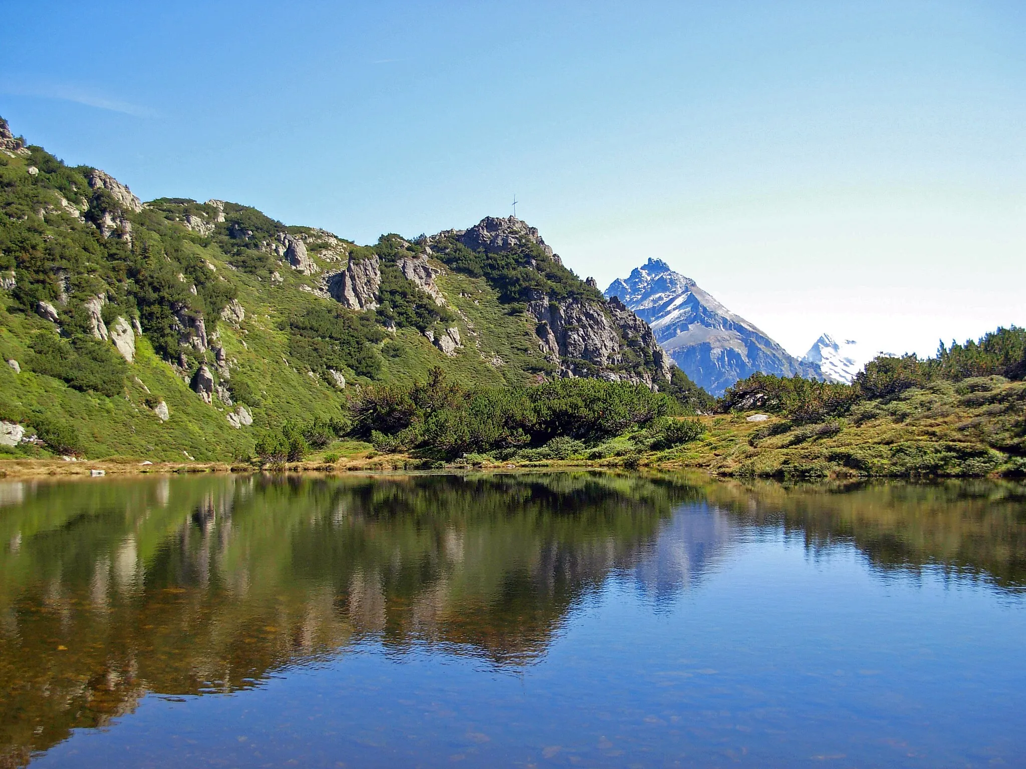 Photo showing: Arnisee lake (Canton of Uri, Switzerland)