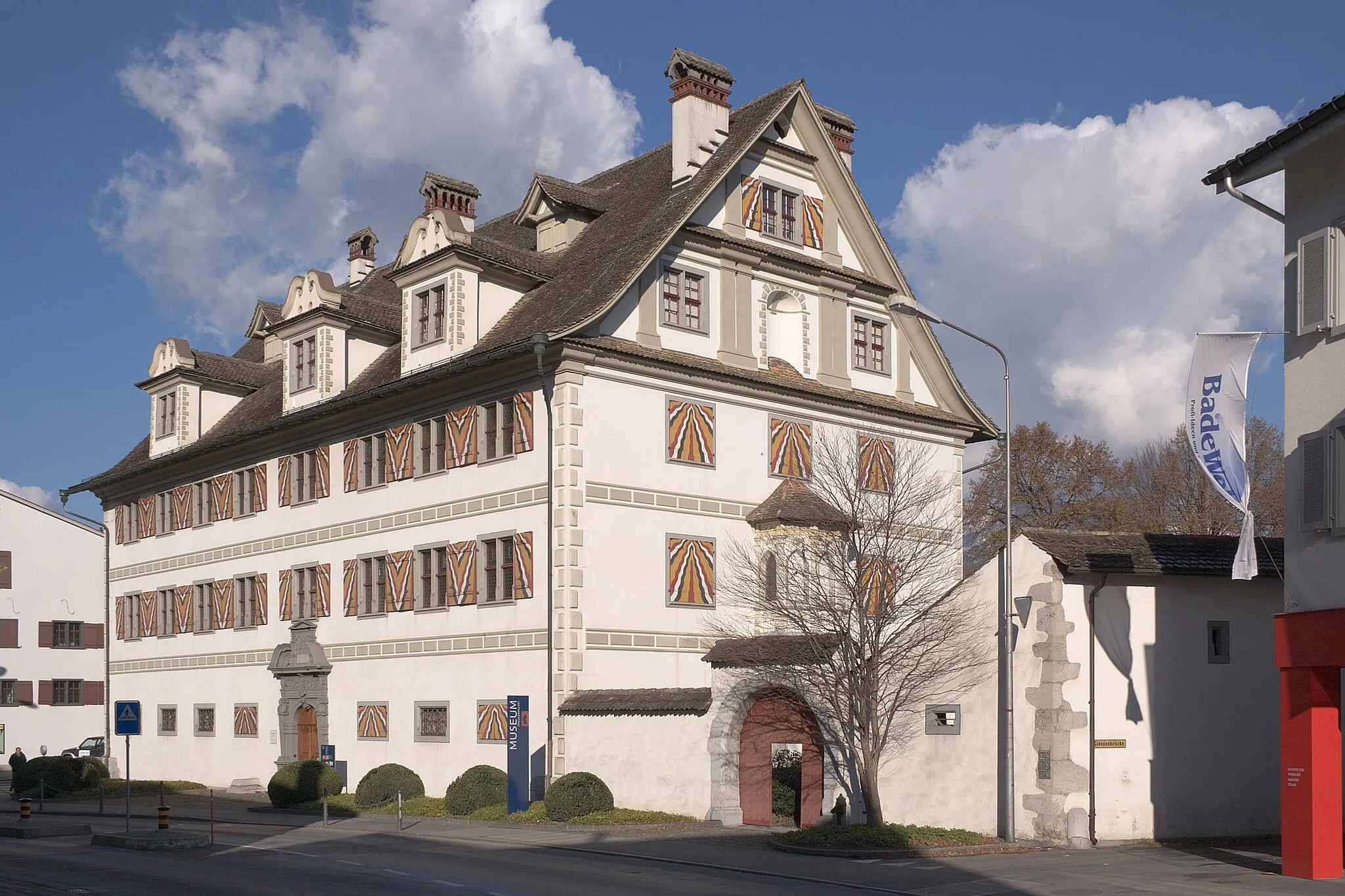 Photo showing: Freulerpalast in Näfels, Schweiz Beinhaltet 2005 das Landesmuseum Glarus