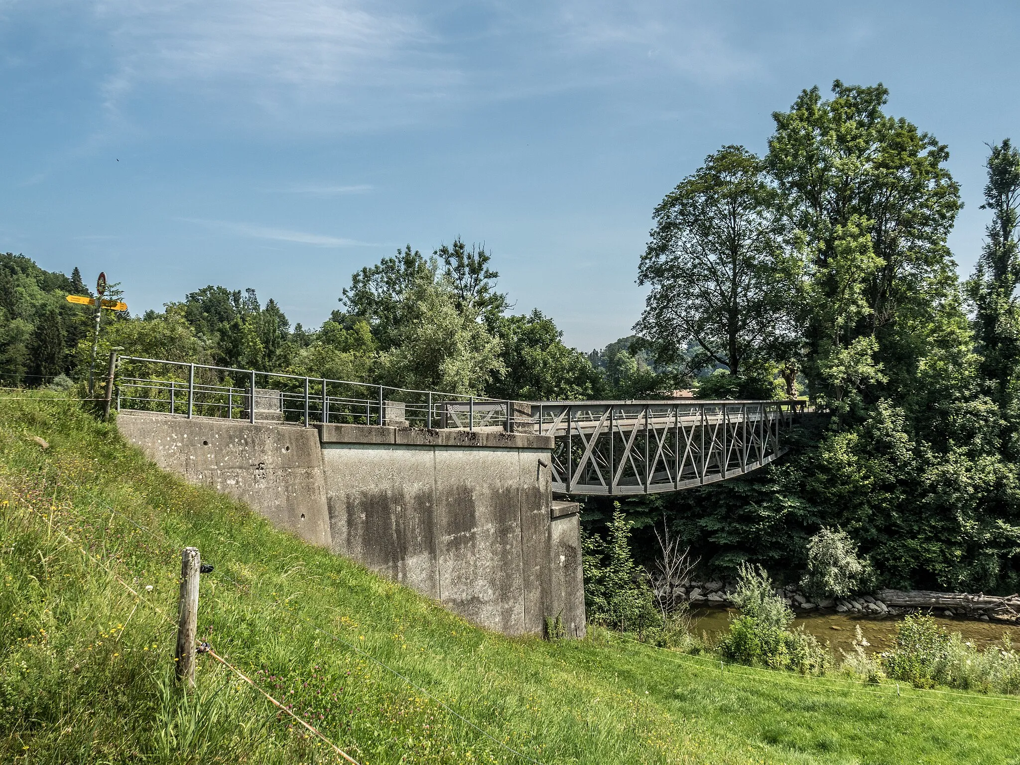 Photo showing: Erlenholz Road Bridge over the Sitter River, Wittenbach - Bernhardzell, Canton of St. Gallen, Switzerland