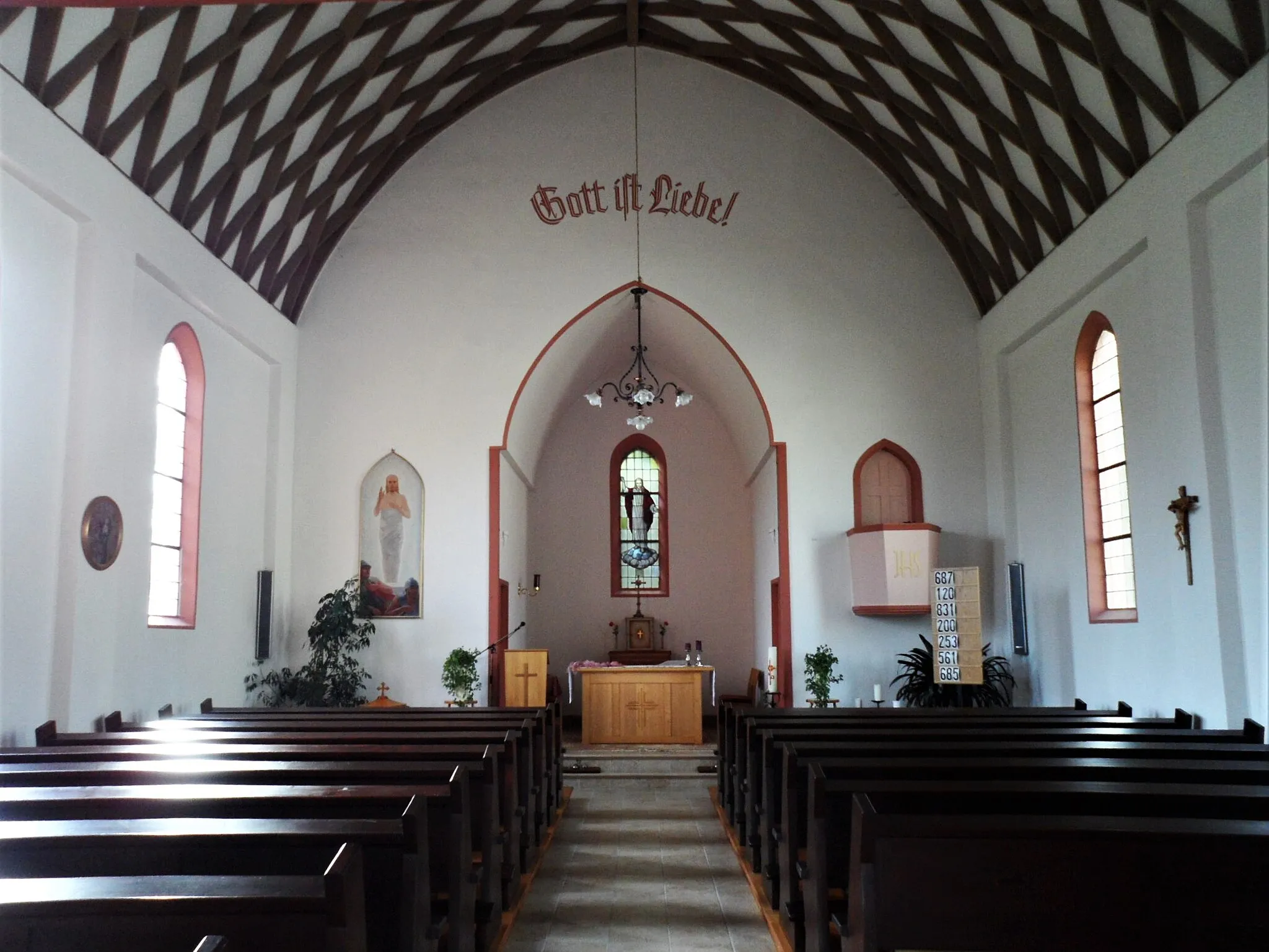 Photo showing: Innenansicht der altkatholischen Kirche in Fützen, Gemeinde Blumberg