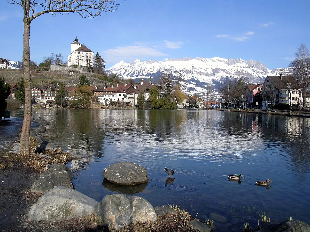 Photo showing: Castle of Werdenberg in Switzerland