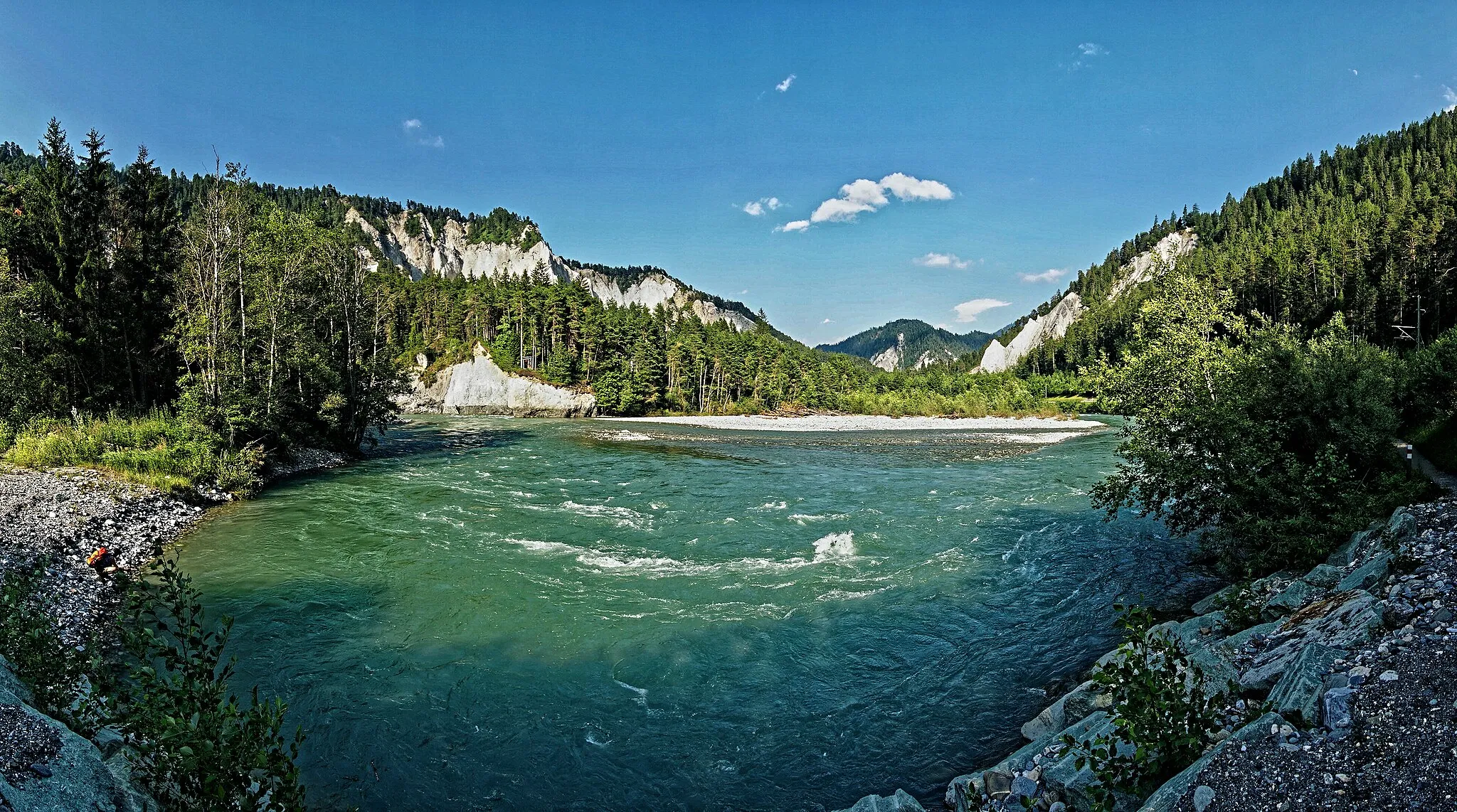 Photo showing: The Rhine Gorge in  Graubünden