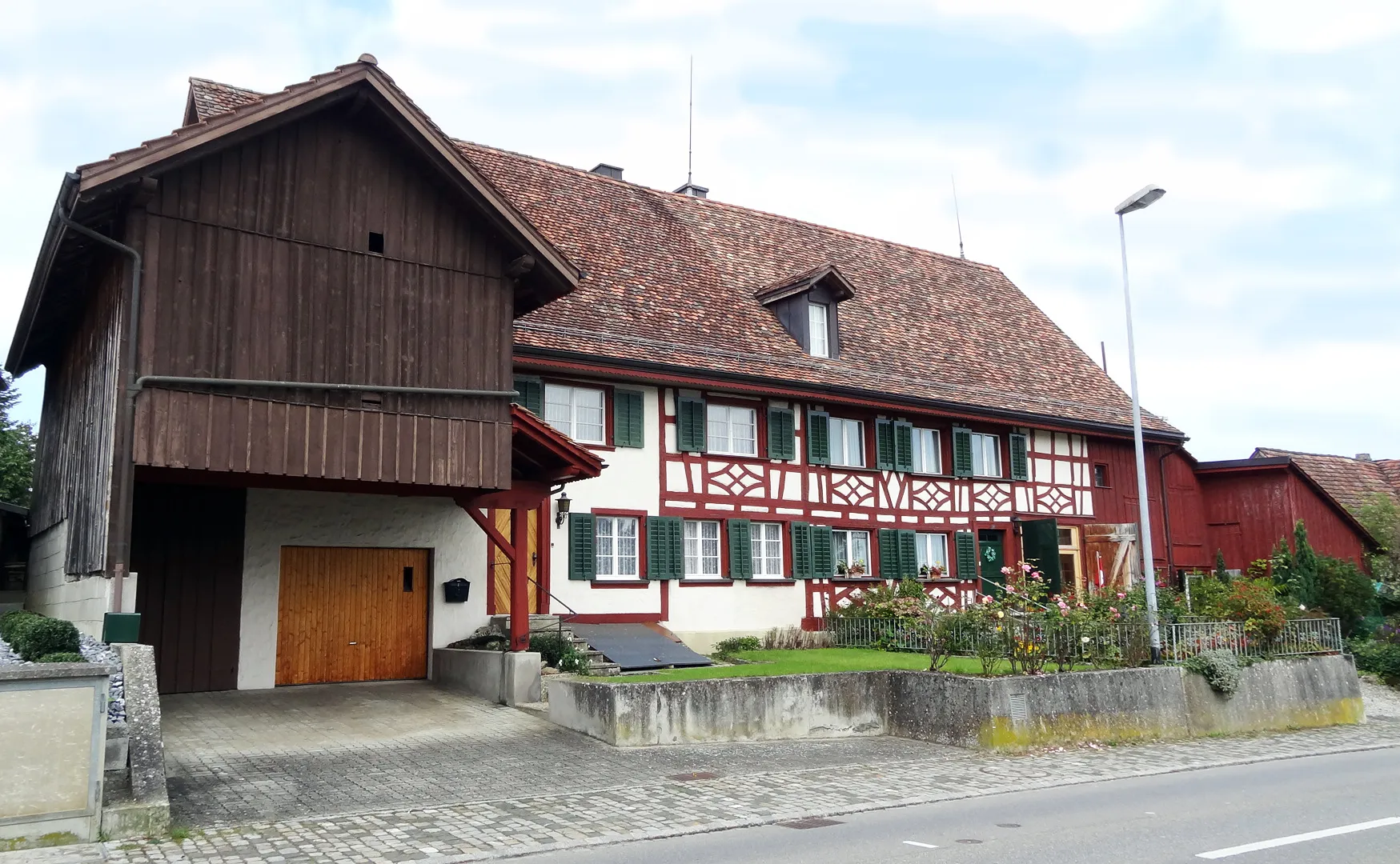 Photo showing: Timber framed house, Haupstrasse 38 in Fruthwilen, Switzerland