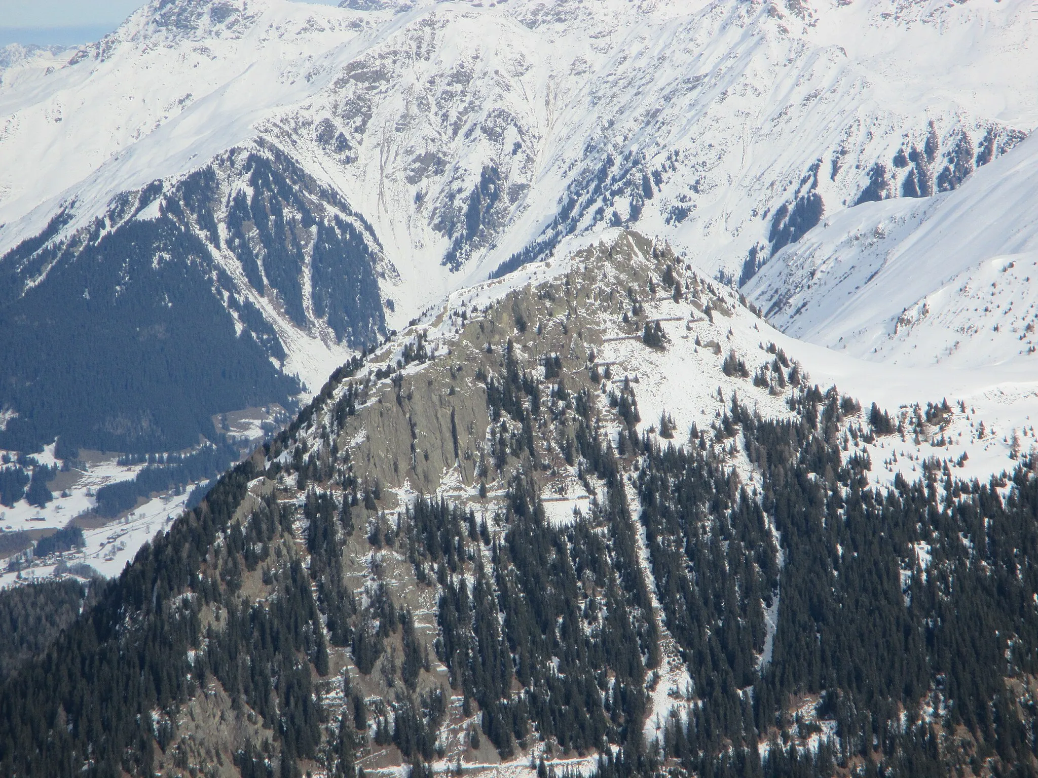 Photo showing: Davoser Seehorn vom Jakobshorn aus gesehen.