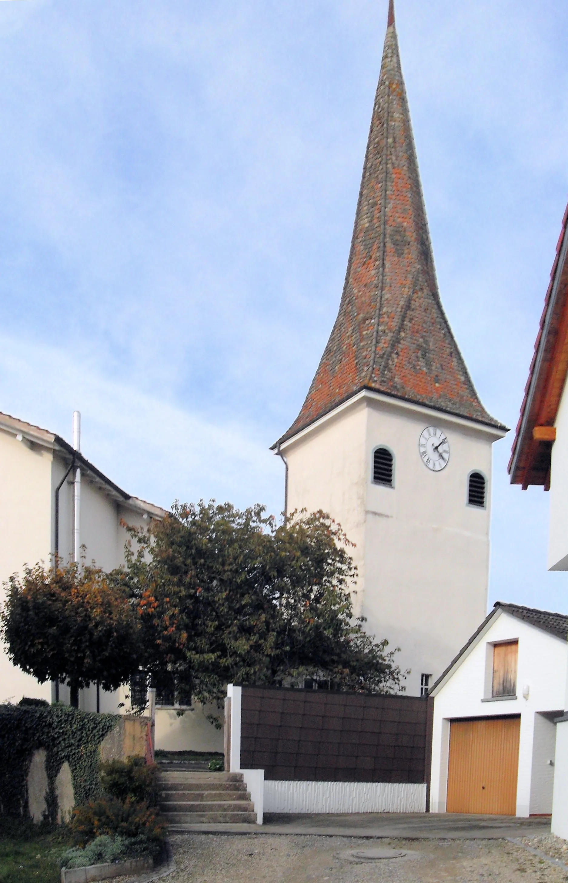 Photo showing: Südostseite der Pfarrkirche St. Gallus in Bietingen, Gemeinde Gottmadingen, Deutschland