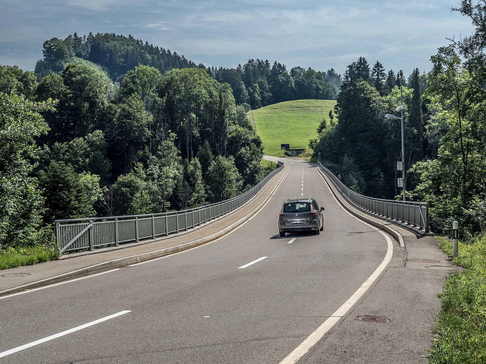 Photo showing: Gmündertobel Road Bridge over the Sitter River, Teufen - Stein, Canton of Appenzell Ausserrhoden, Switzerland