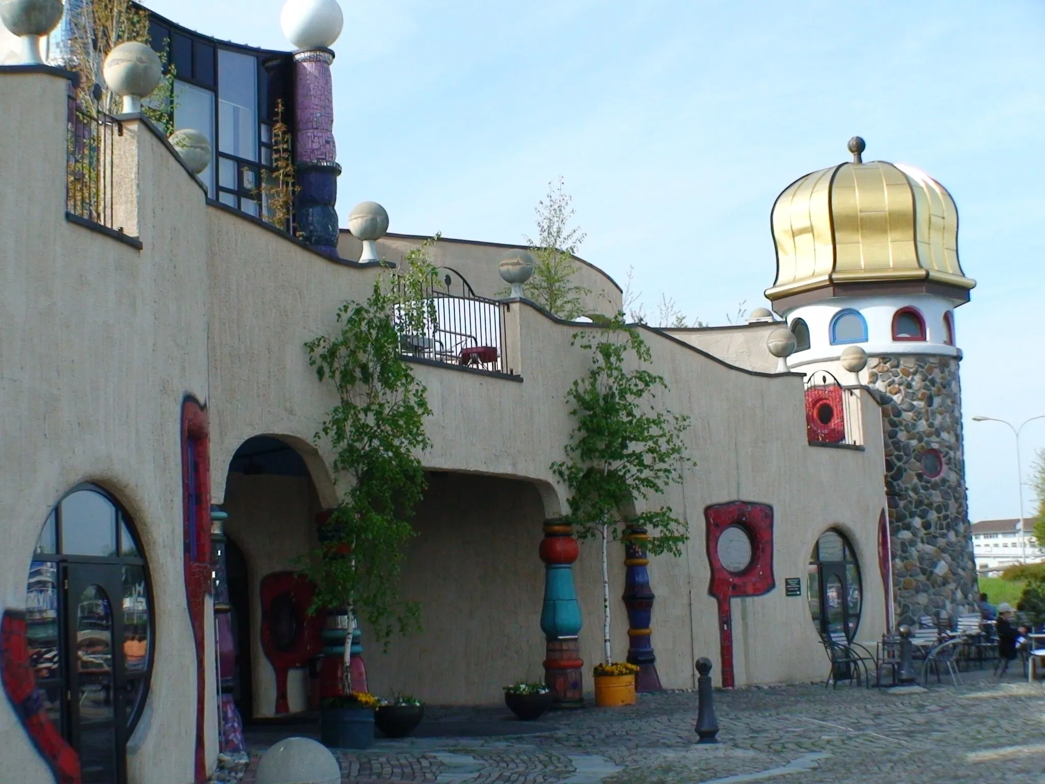 Photo showing: Hundertwasser-Haus in Altenrhein, Schweiz