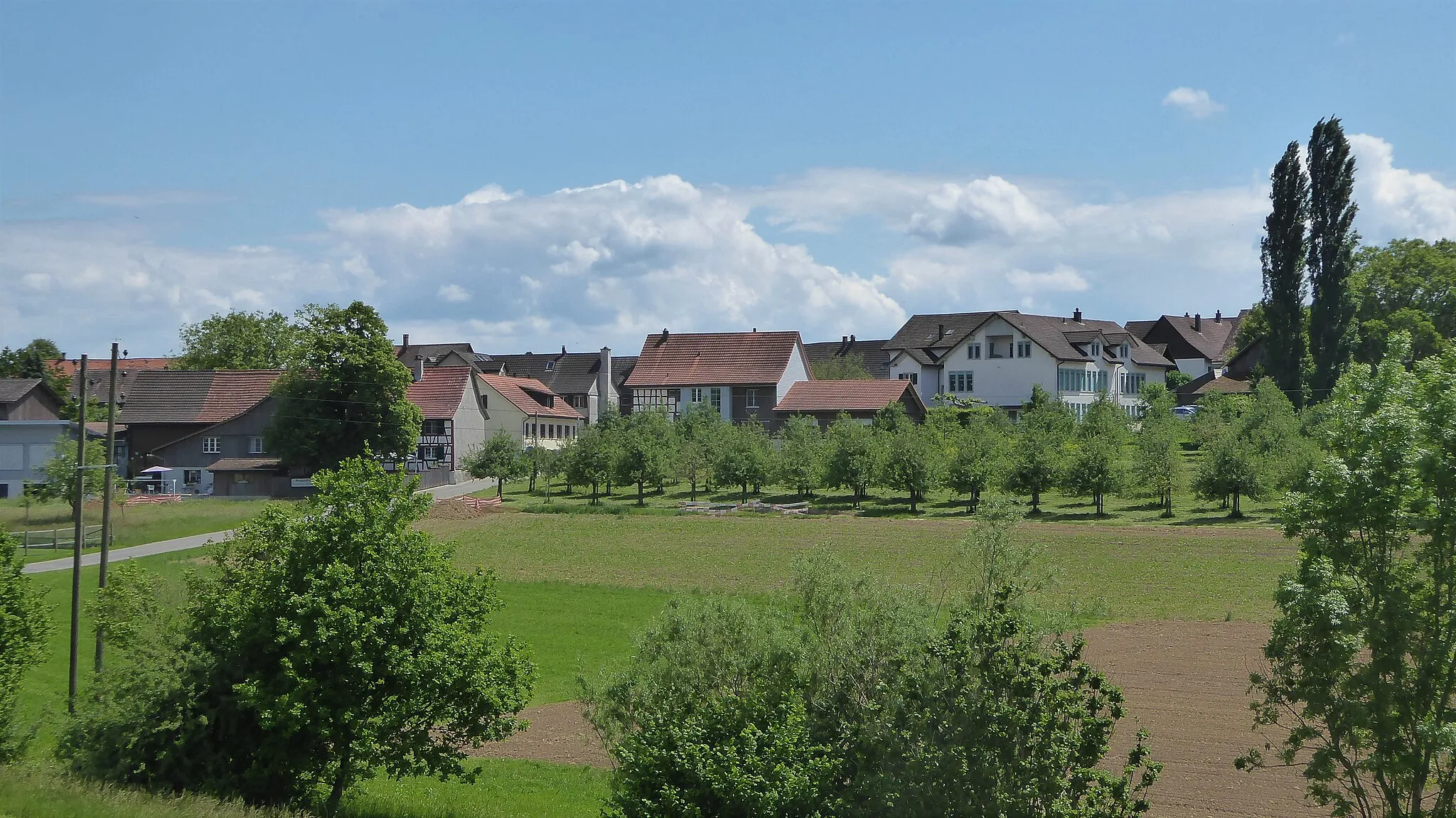 Photo showing: Donzhausen von Nordwesten