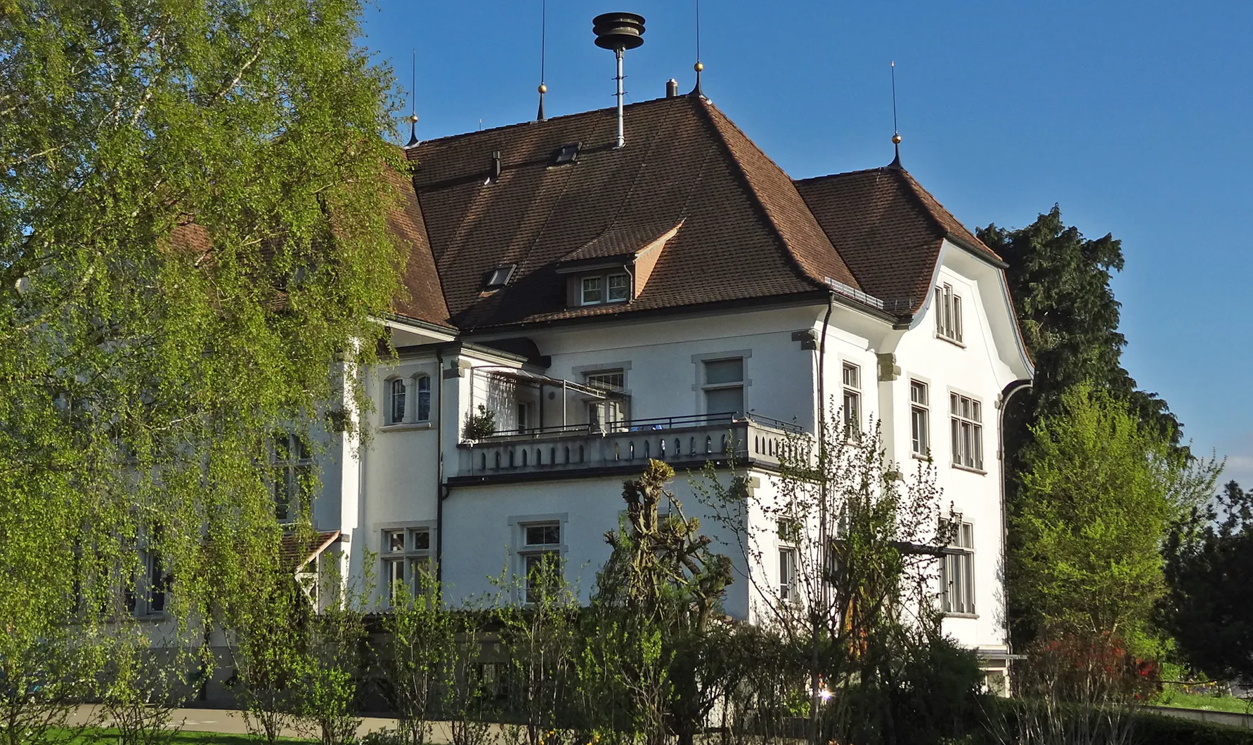 Photo showing: School of  Andwil TG, Switzerland