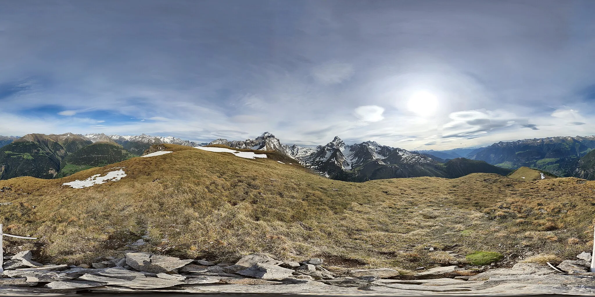 Photo showing: Spherical Panorama from Chavagl Grond (Bergün Filisur, Grisons, Switzerland)