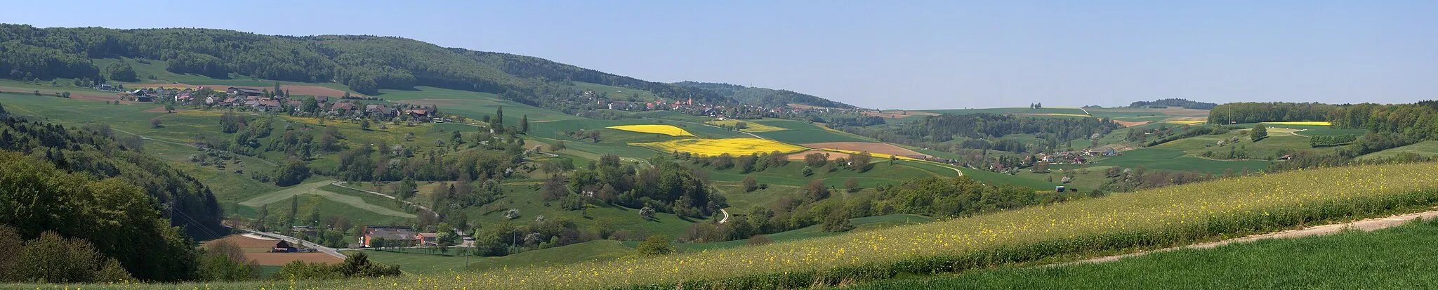 Photo showing: Germany, Baden-Württemberg, Opfertshofen (Switzerland), Wiechs am Randen (Germany) and Altdorf SH (Switzerland) seen across the Swiss/German border from Büsslingen (Germany)