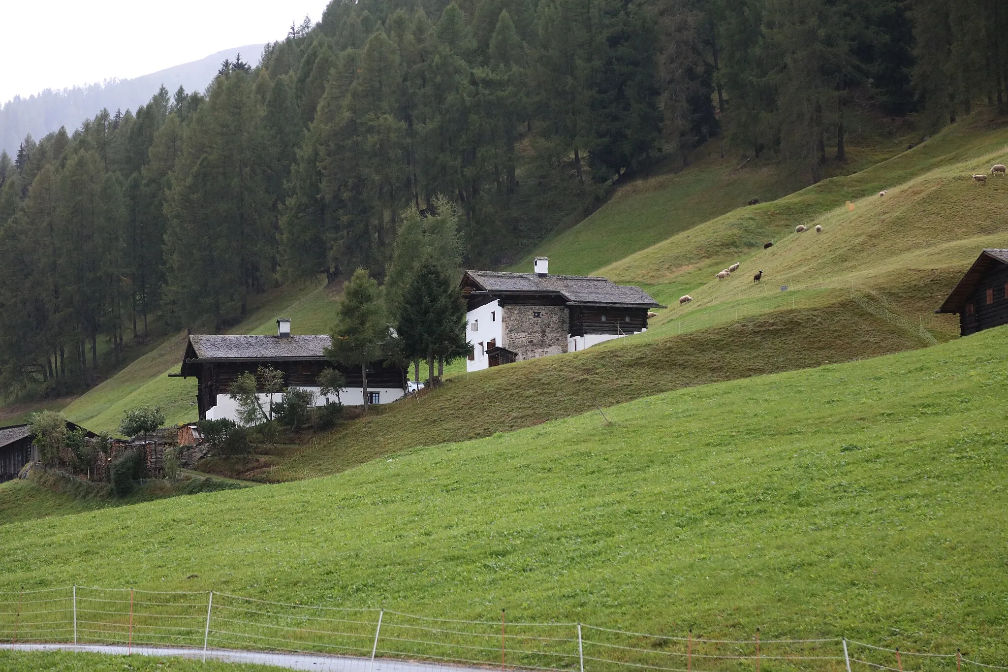 Photo showing: Der Siedlungsflecken "in den Lärchen" in Davos Frauenkirch.