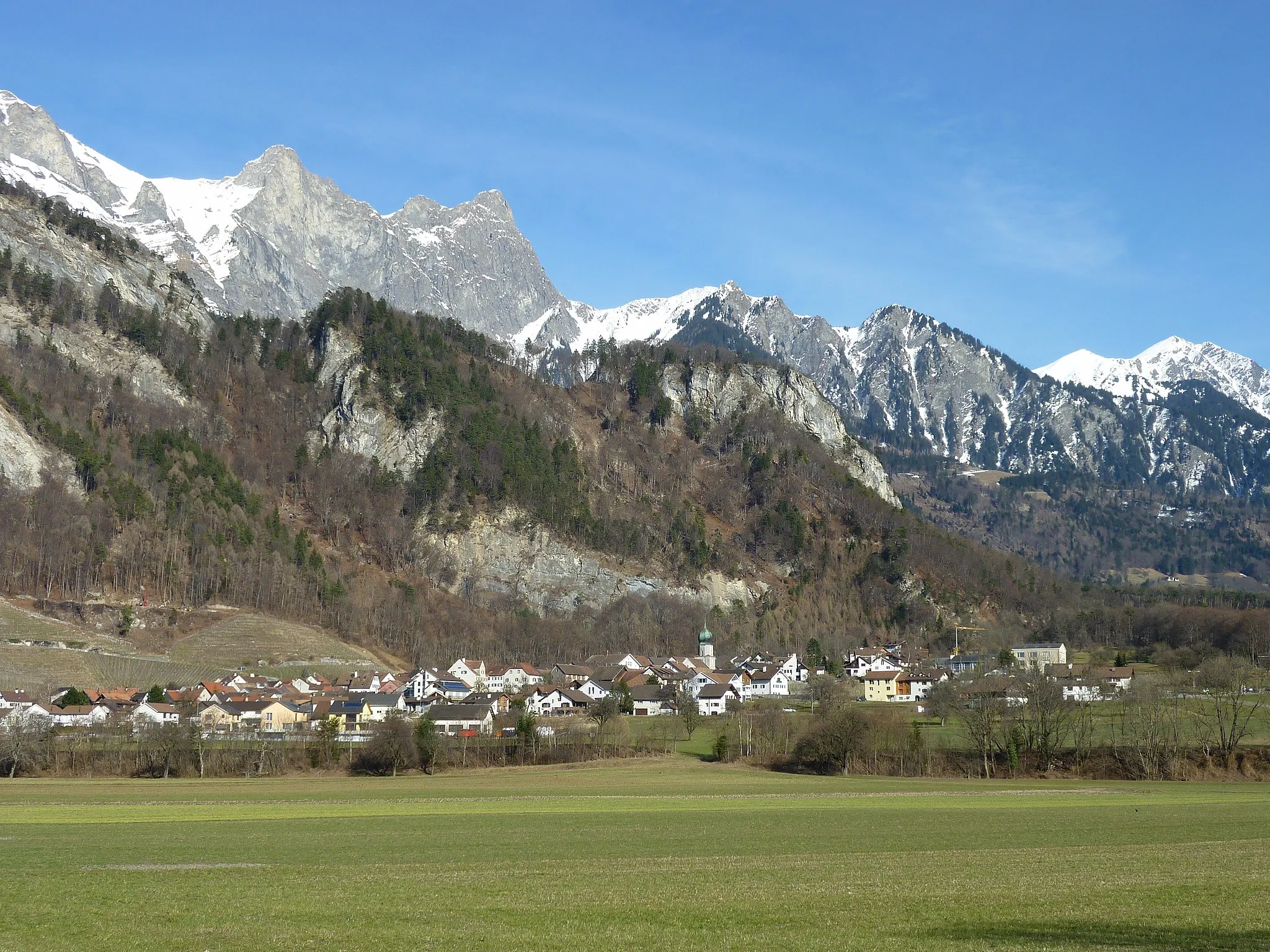 Photo showing: reformierte Kirche von de:Fläsch