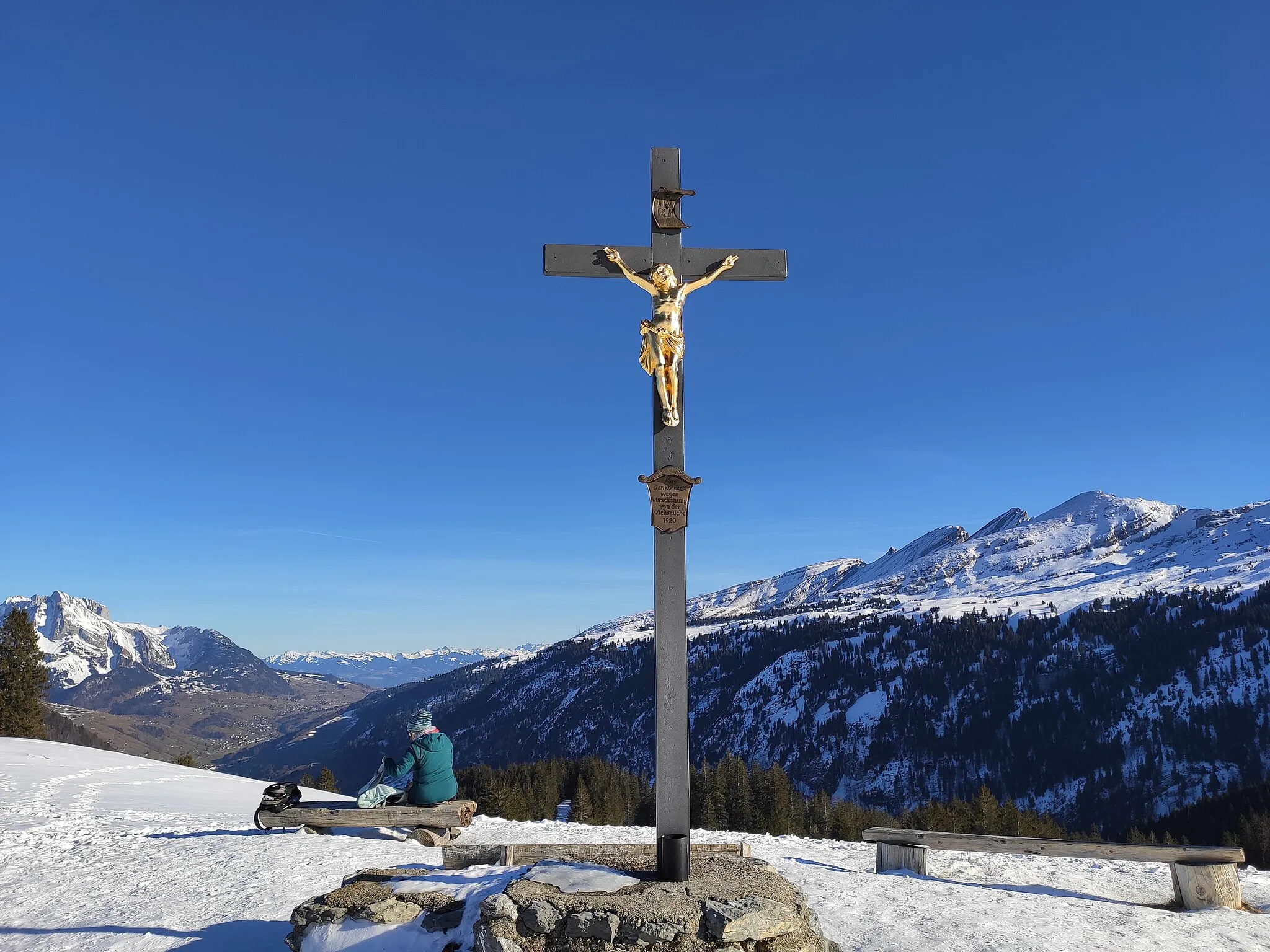Photo showing: Kreuz am Aussichtspunkt «Hinderem Chrüz» östlich der Vorder Höhi, Schweiz