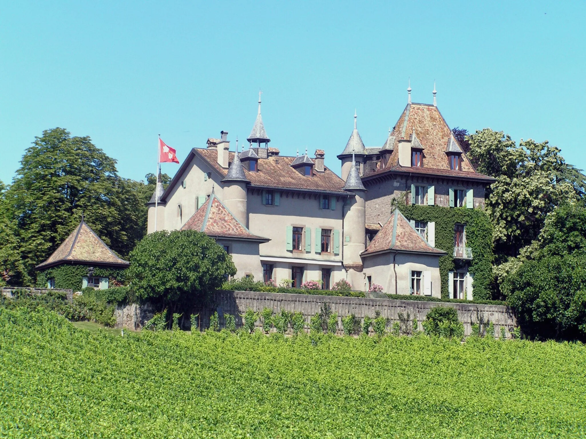 Photo showing: Château du Crest