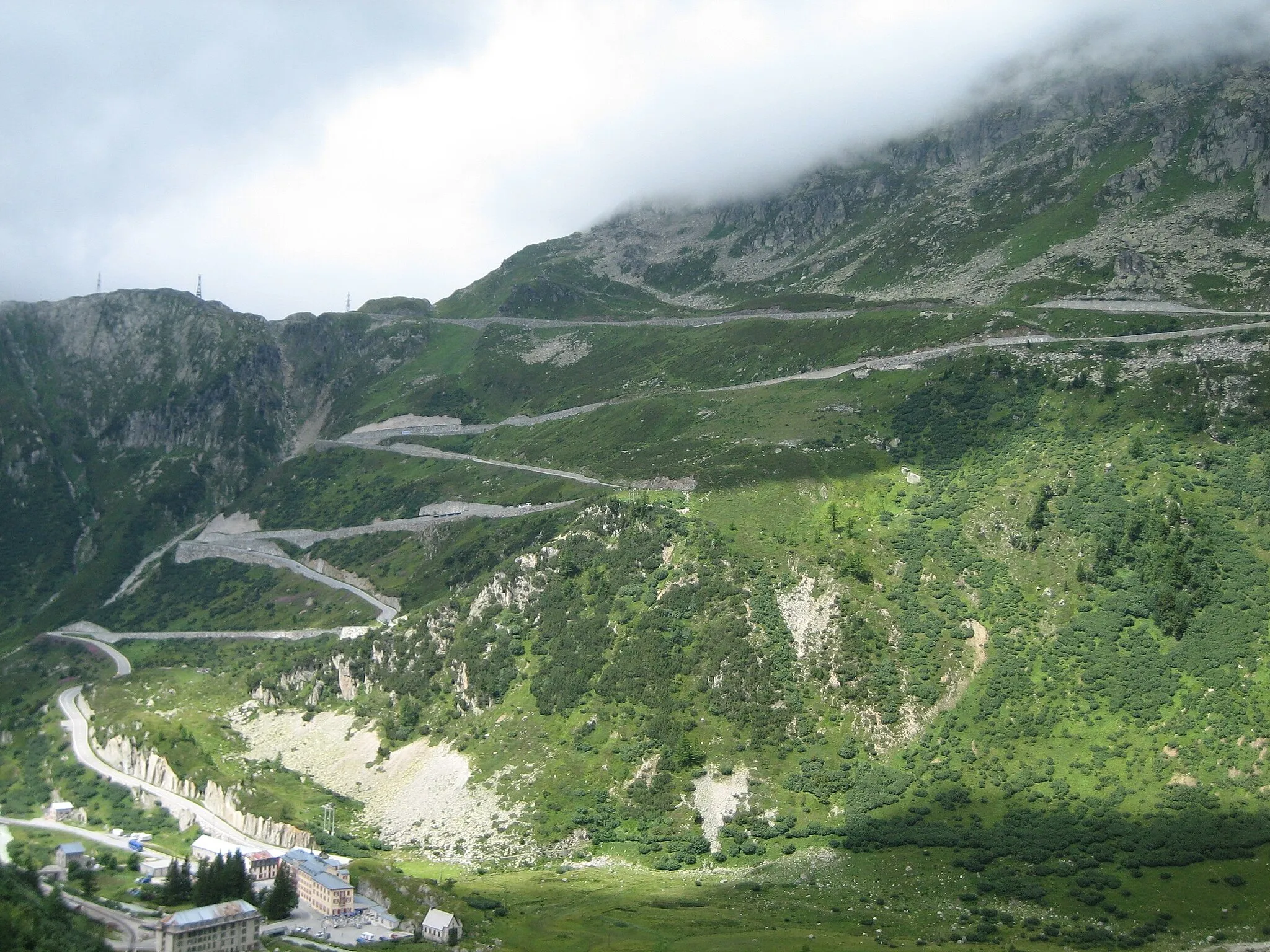 Photo showing: Grimselstrasse, links unten Gletsch