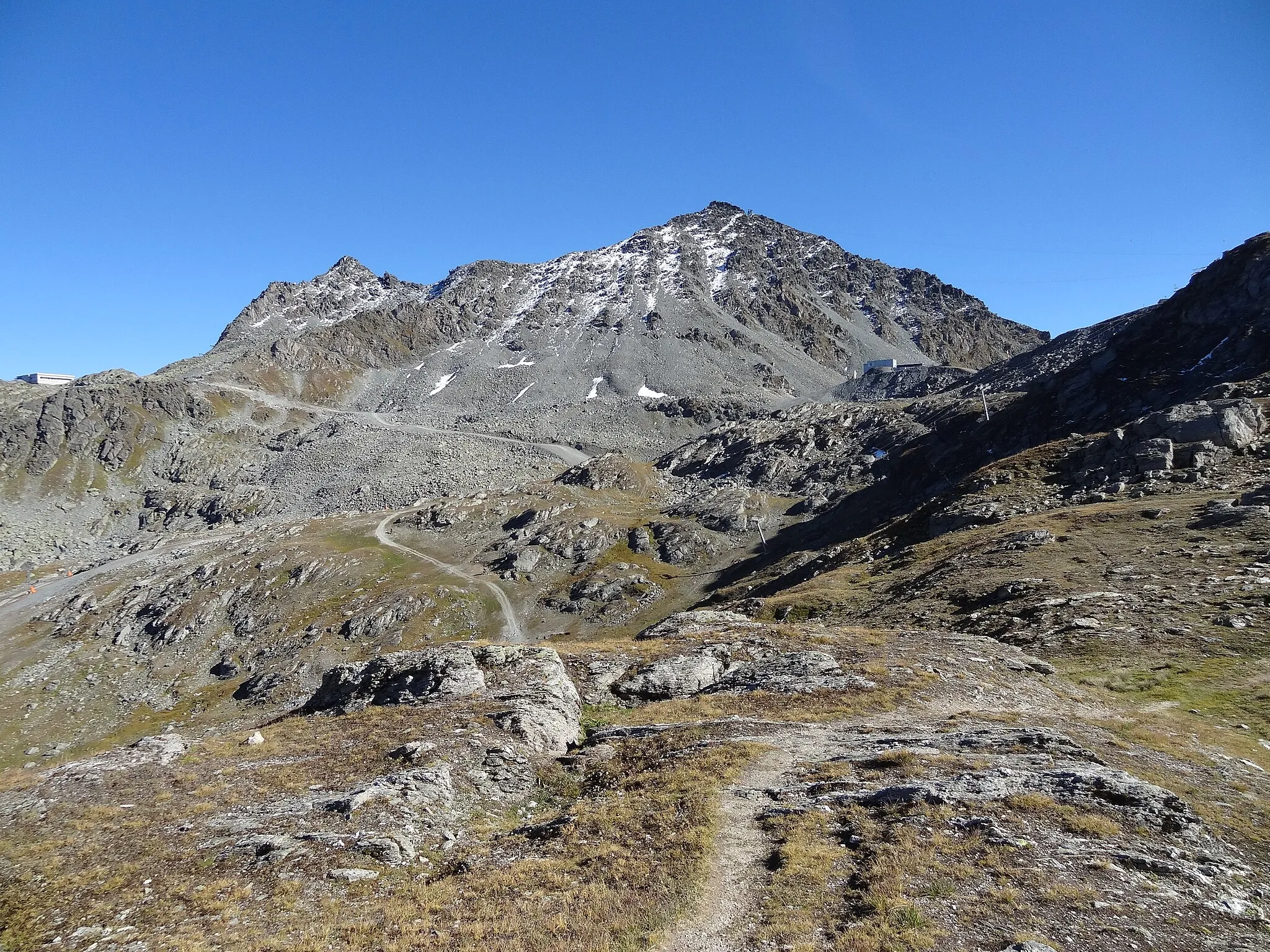 Photo showing: Les Attelas sight toward "Mont Gelé" on fall