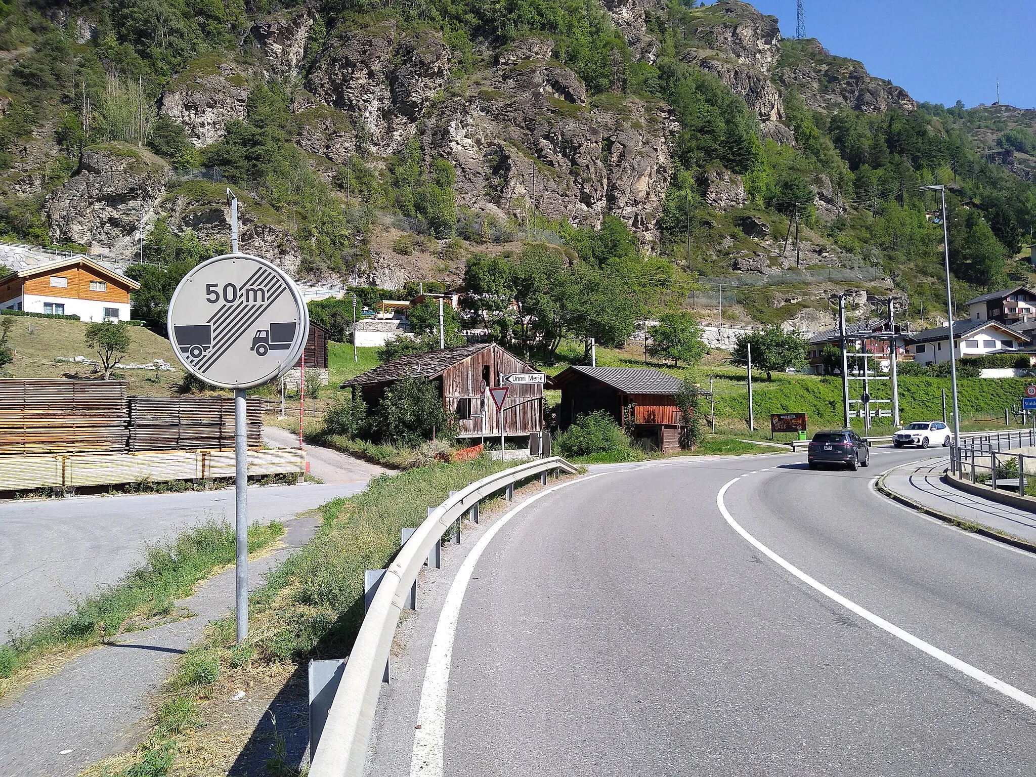 Photo showing: Panneau suisse fin de 2.47 50 m, Illasbrücke, Stalden, canton du Valais, Suisse.