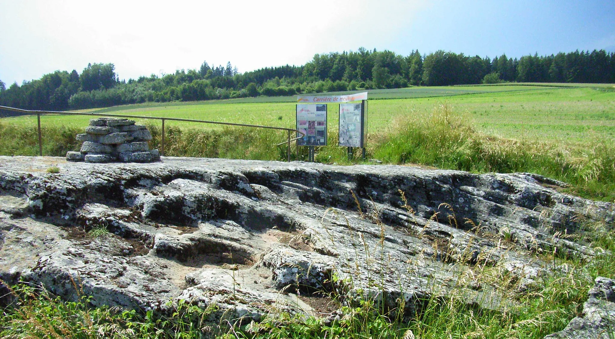 Photo showing: gallo-römischer Steinbruch in Chavannes-le-Chêne / VD