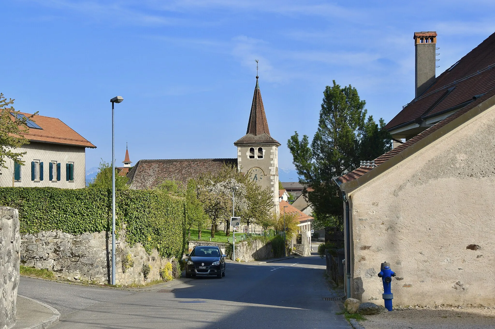 Photo showing: Ruelle du village de Cuarnens (VD), en Suisse.