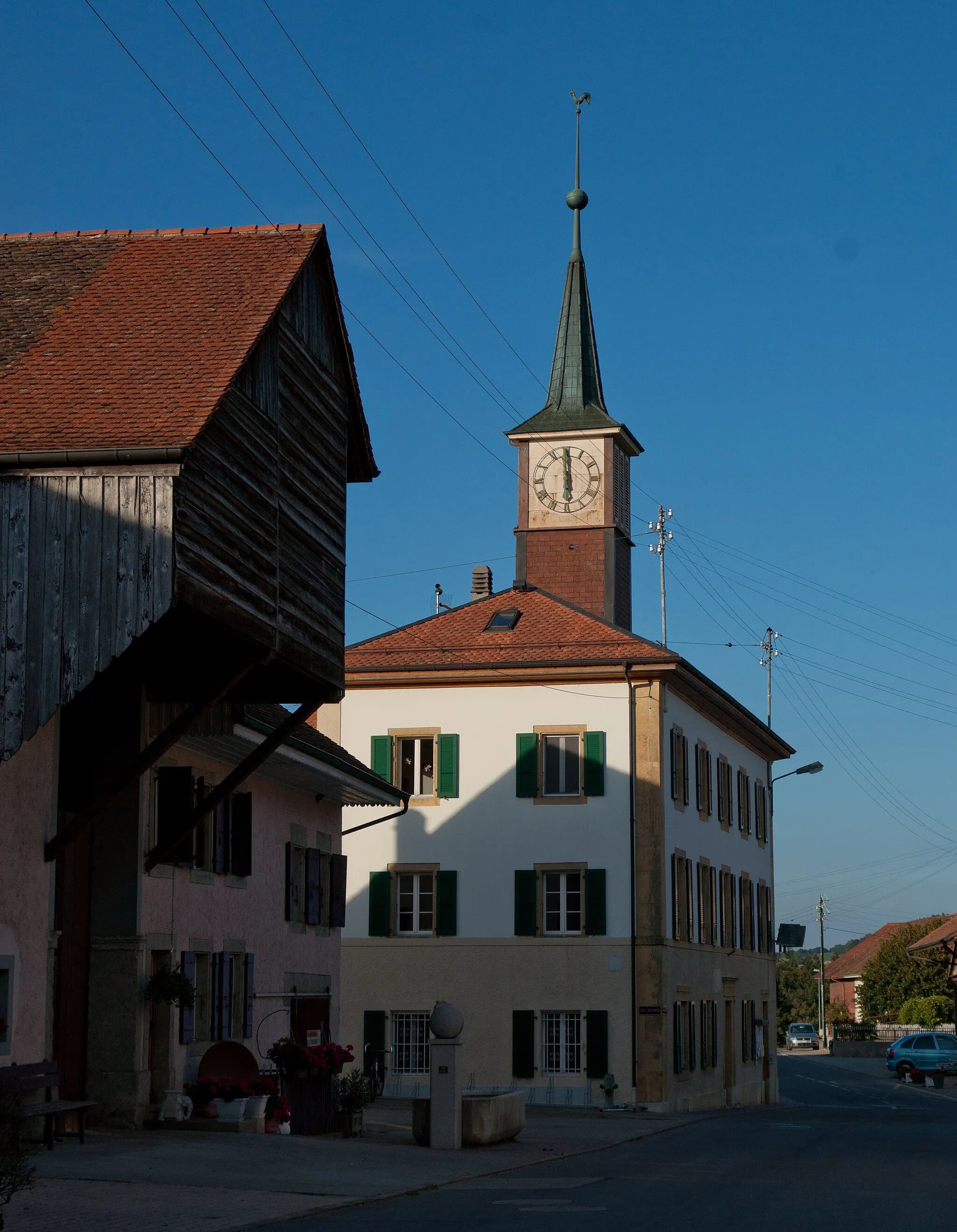 Photo showing: Maison de commune de Valeyres-sous-Ursins, canton de Vaud, Suisse.