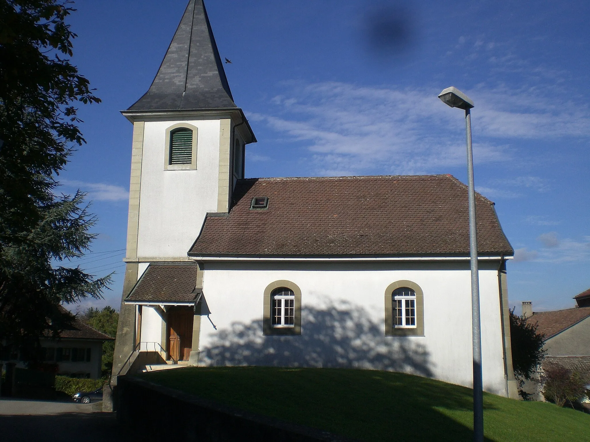 Photo showing: Church of Bettens, canton of Vaud, Switzerland