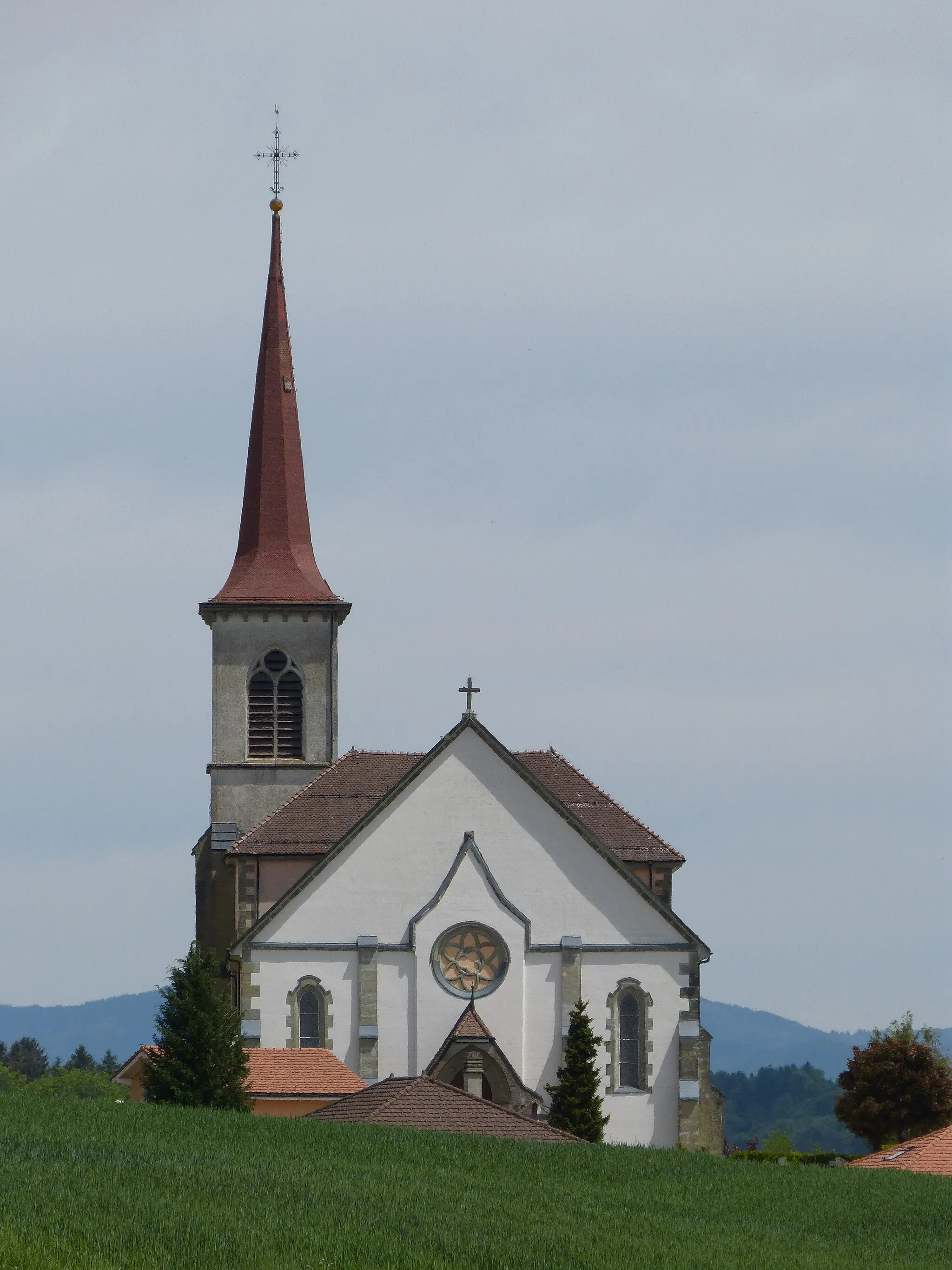 Photo showing: View of the catholic church at Saint-Martin from Chesalles-sur-Oron.