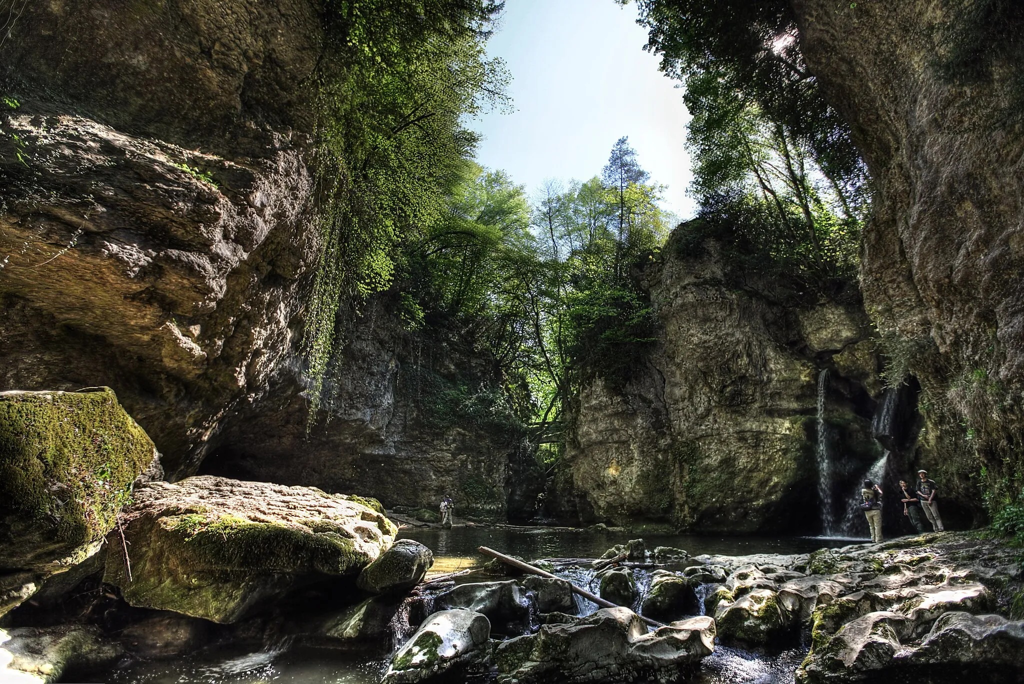 Photo showing: Tine de Conflens in Ferreyres, Vaud, Switzerland