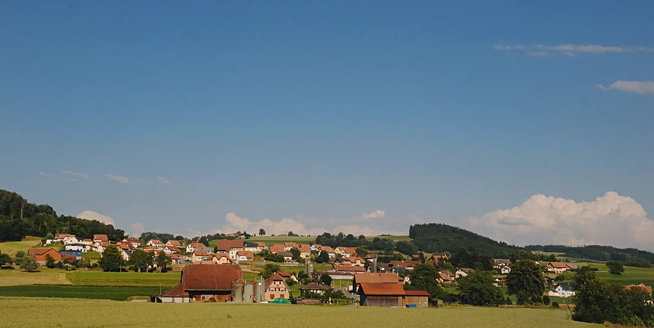 Photo showing: Le village de Montet dans le district de la Glâne, canton de Fribourg, Suisse.