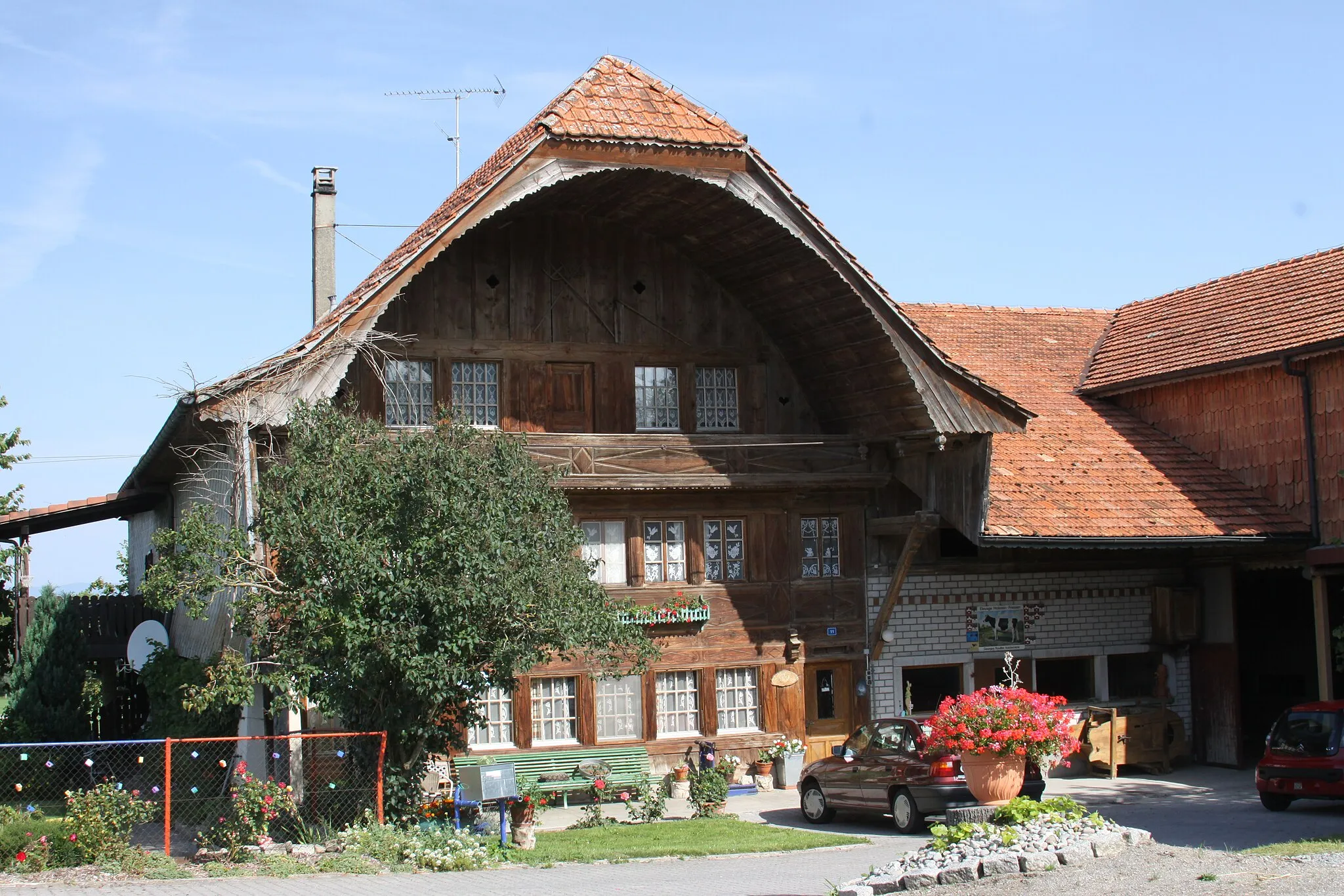 Photo showing: Farmhouse, Route de Villariaz 11, Vuisternens-devant-Romont